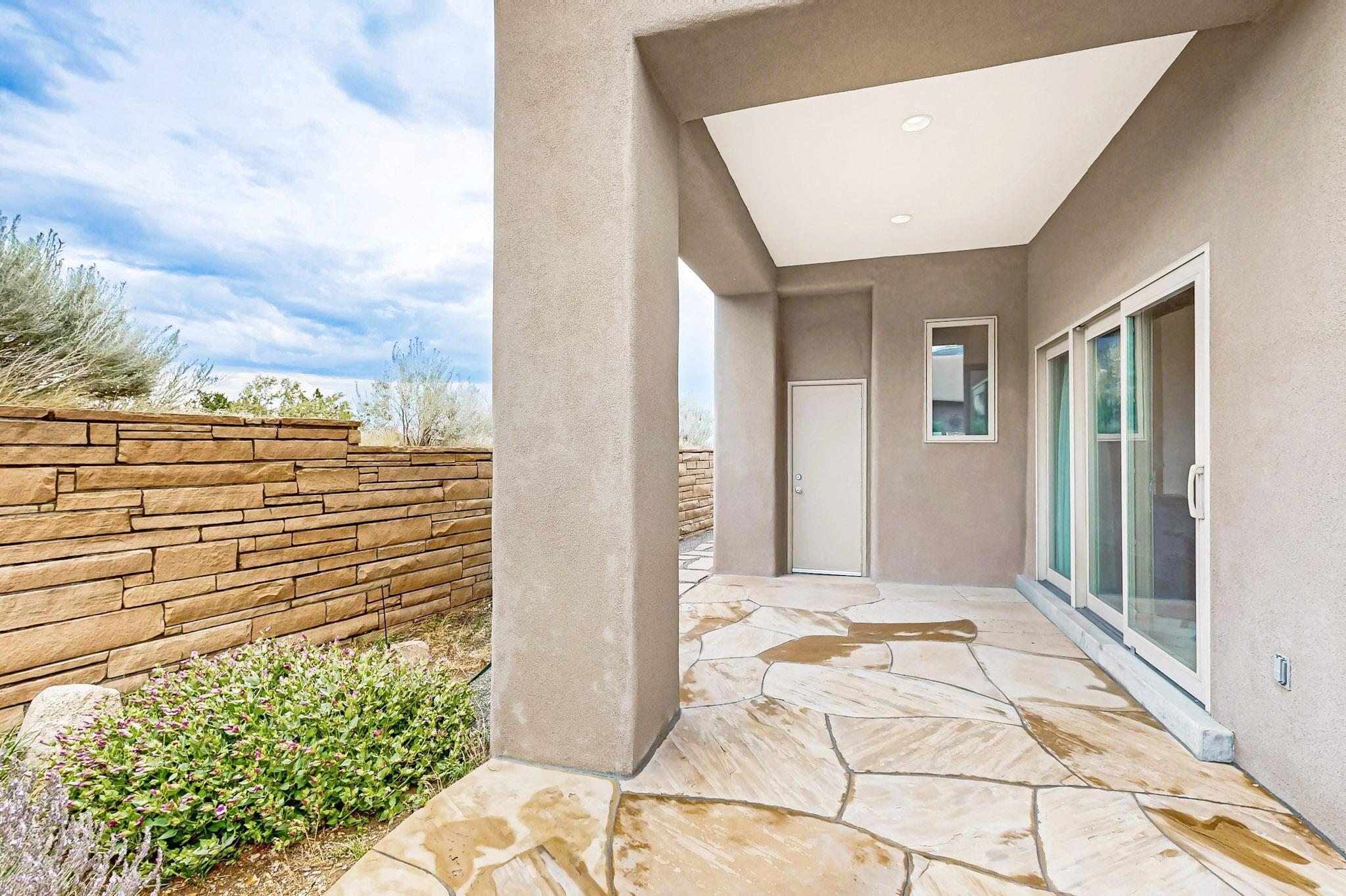 6015 Buffalo Grass Court NE