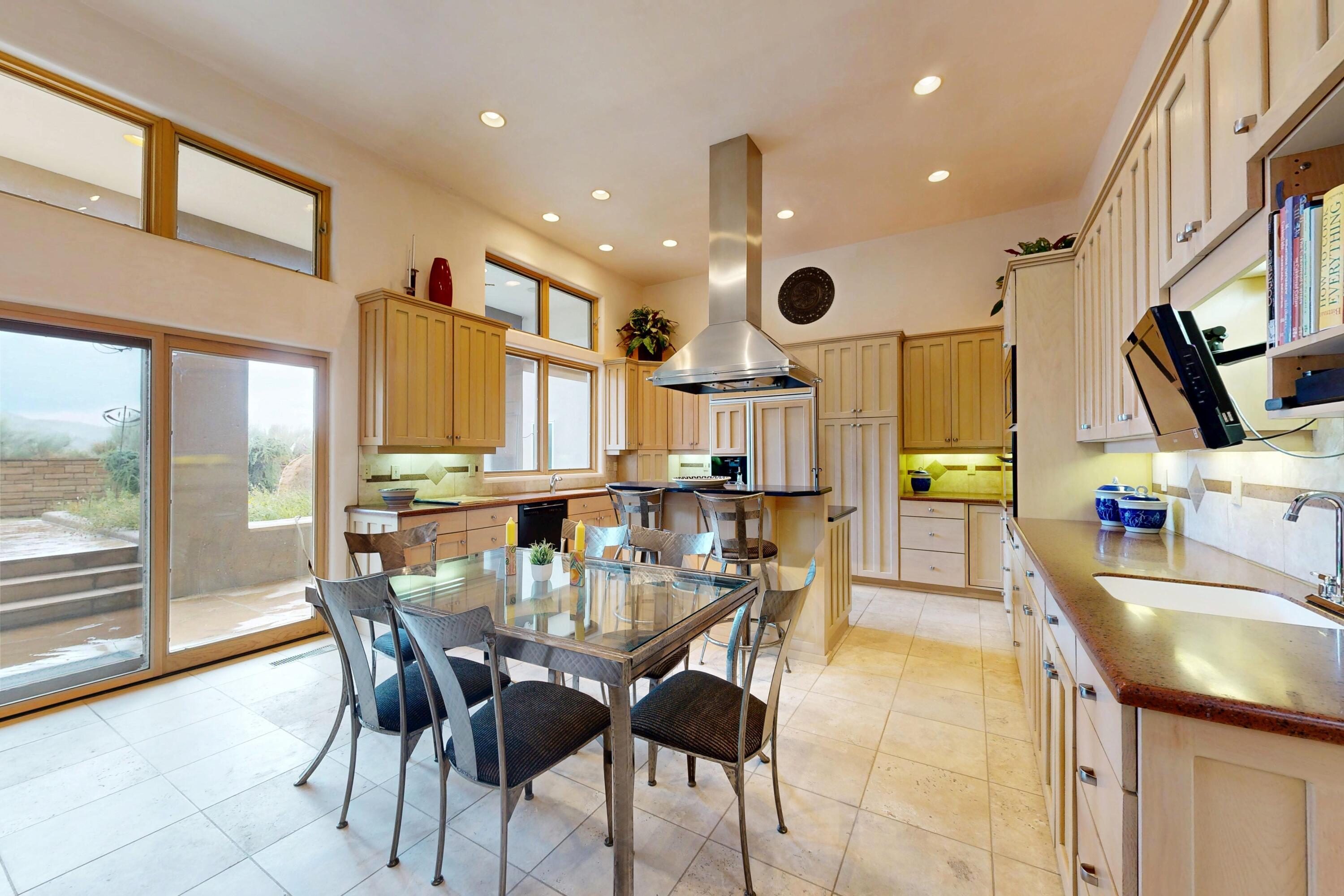 6015 Buffalo Grass Court NE