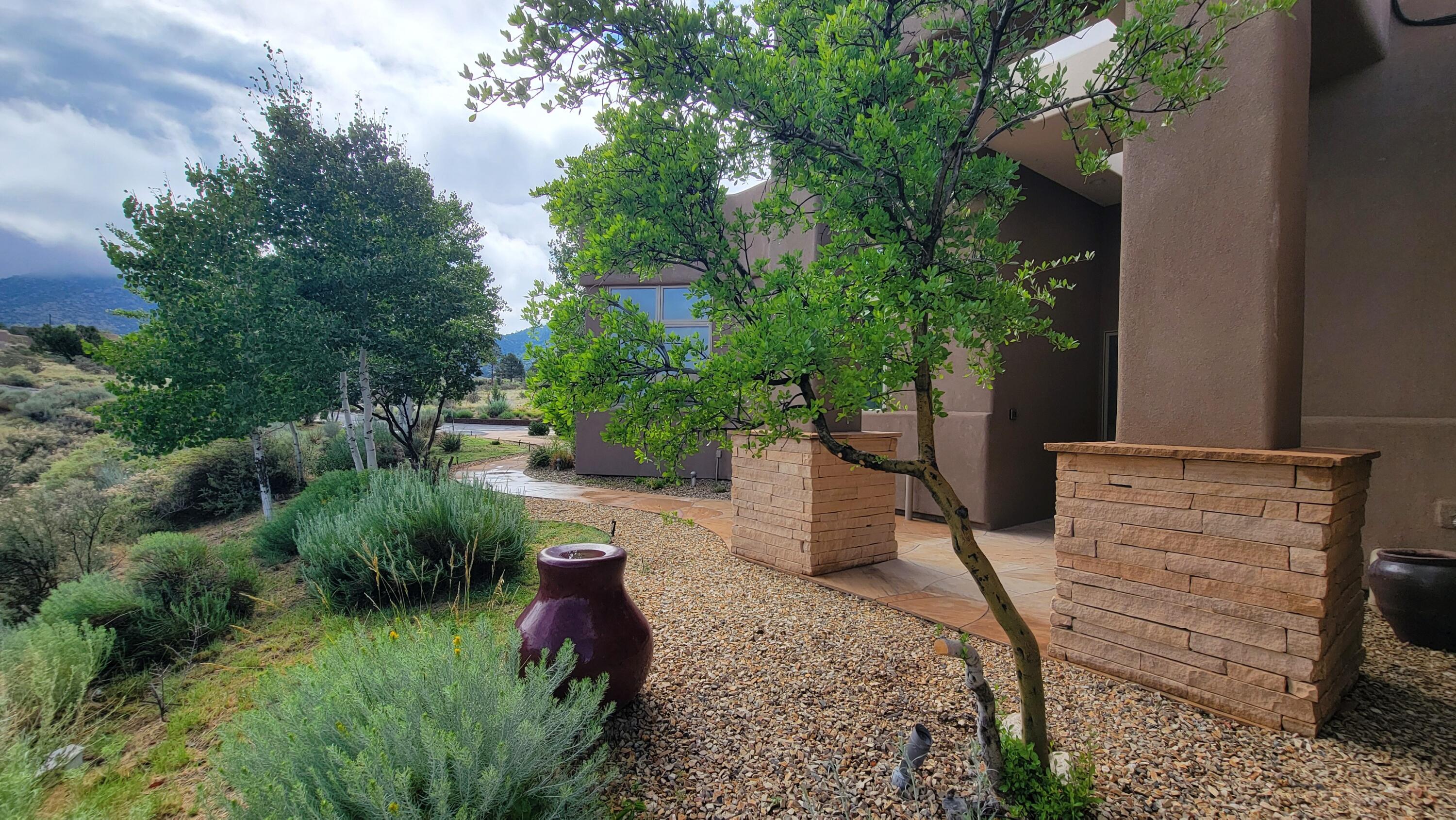 6015 Buffalo Grass Court NE