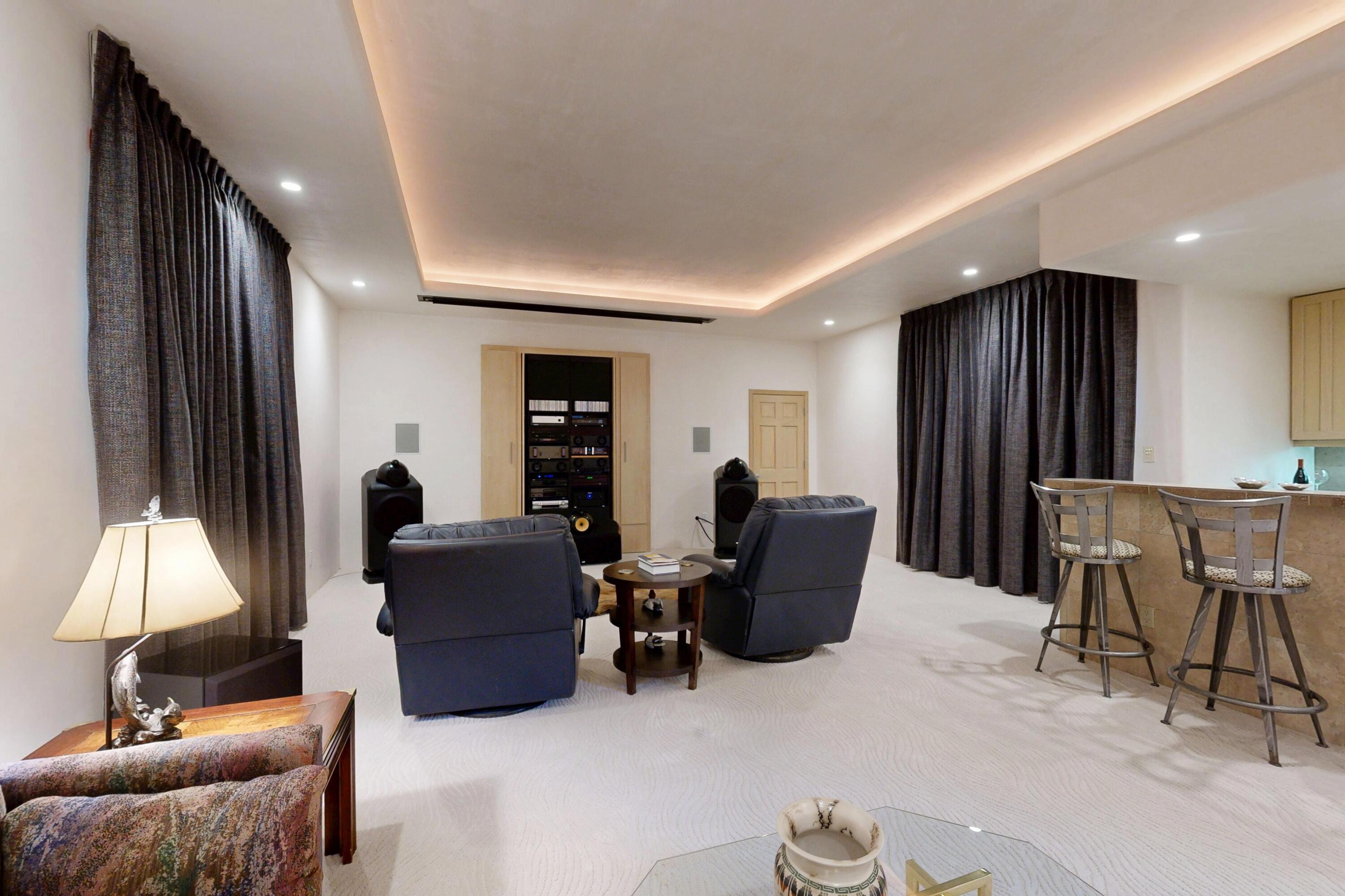 6015 Buffalo Grass Court NE