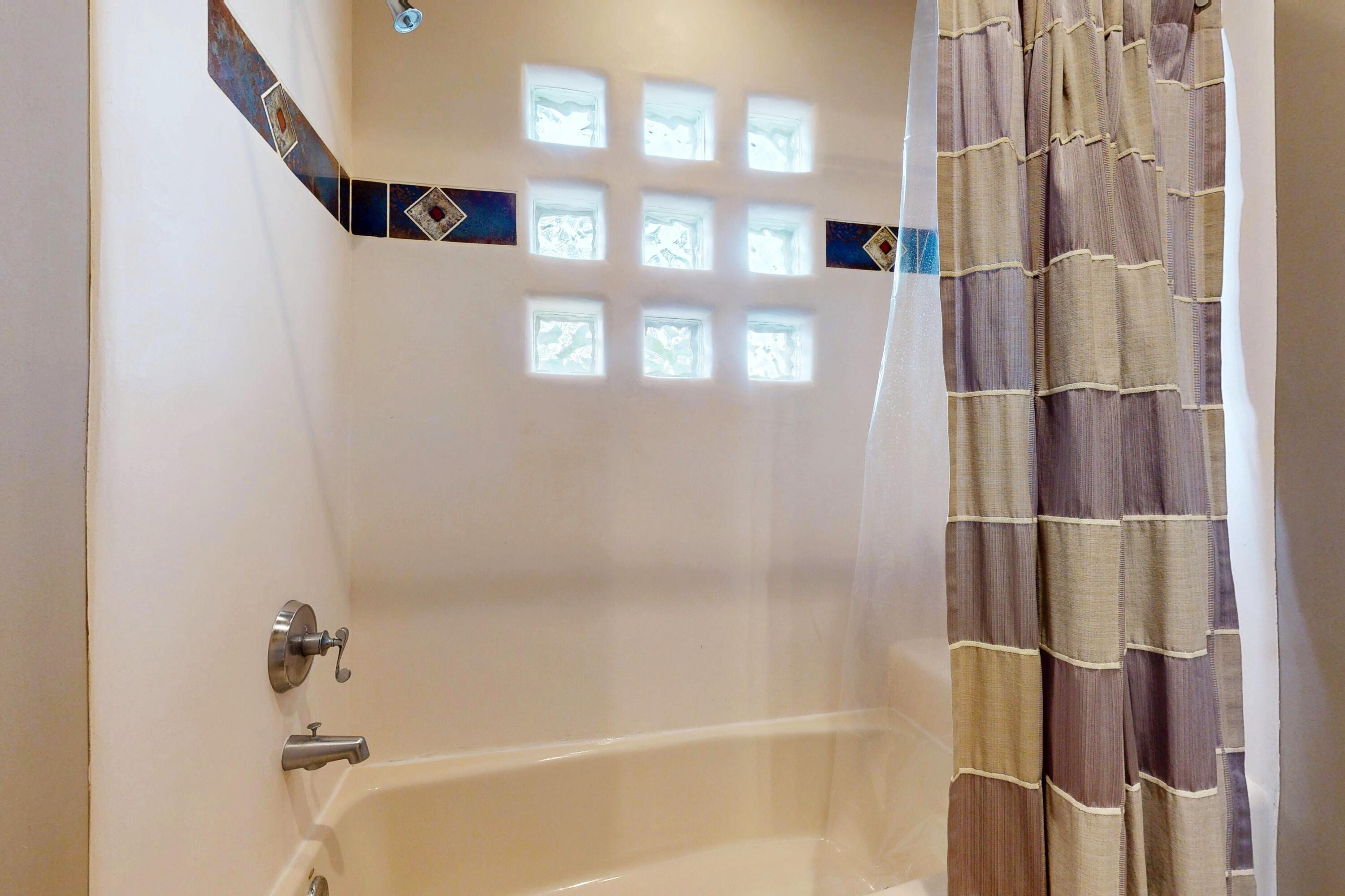 6015 Buffalo Grass Court NE