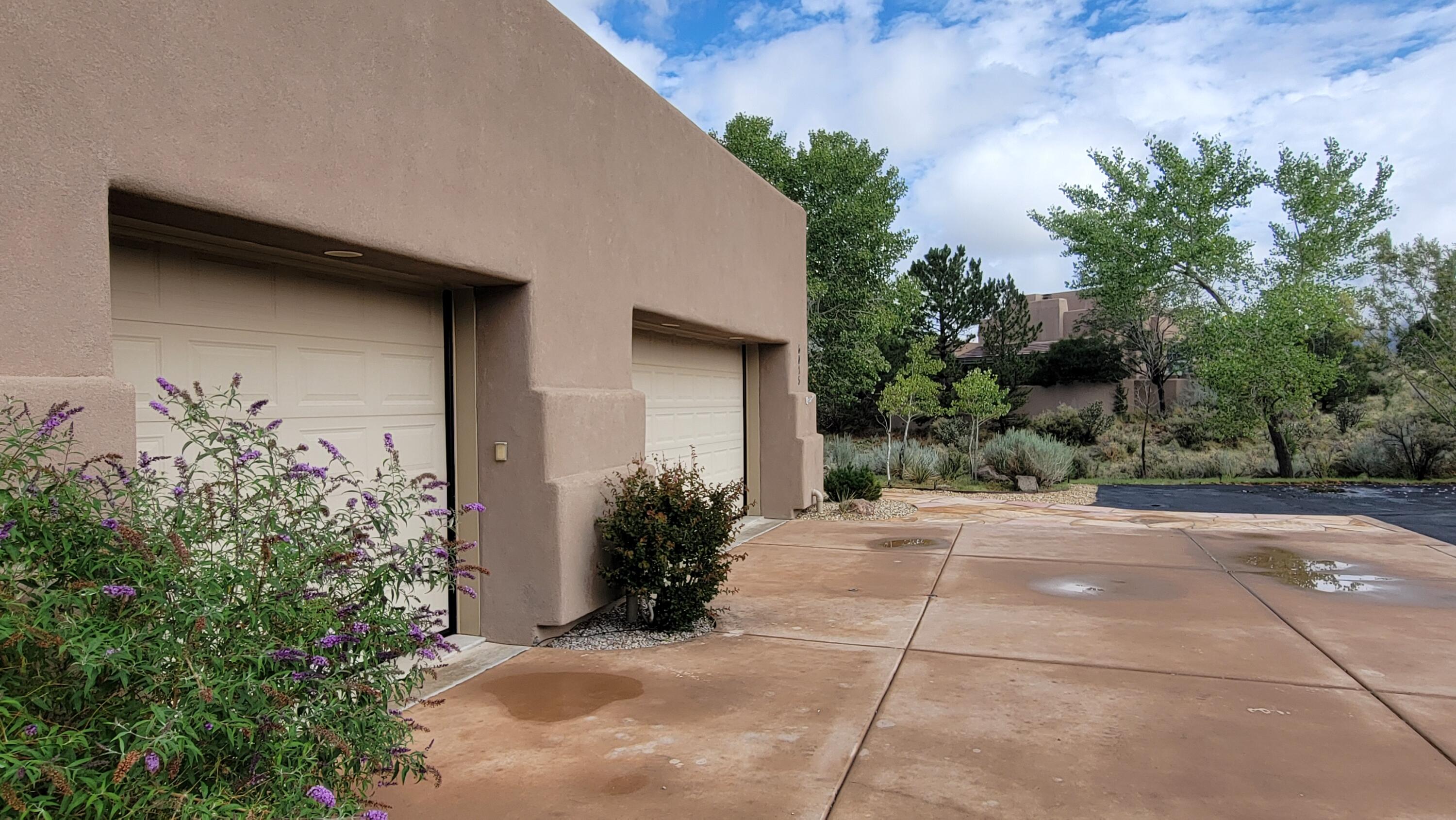 6015 Buffalo Grass Court NE