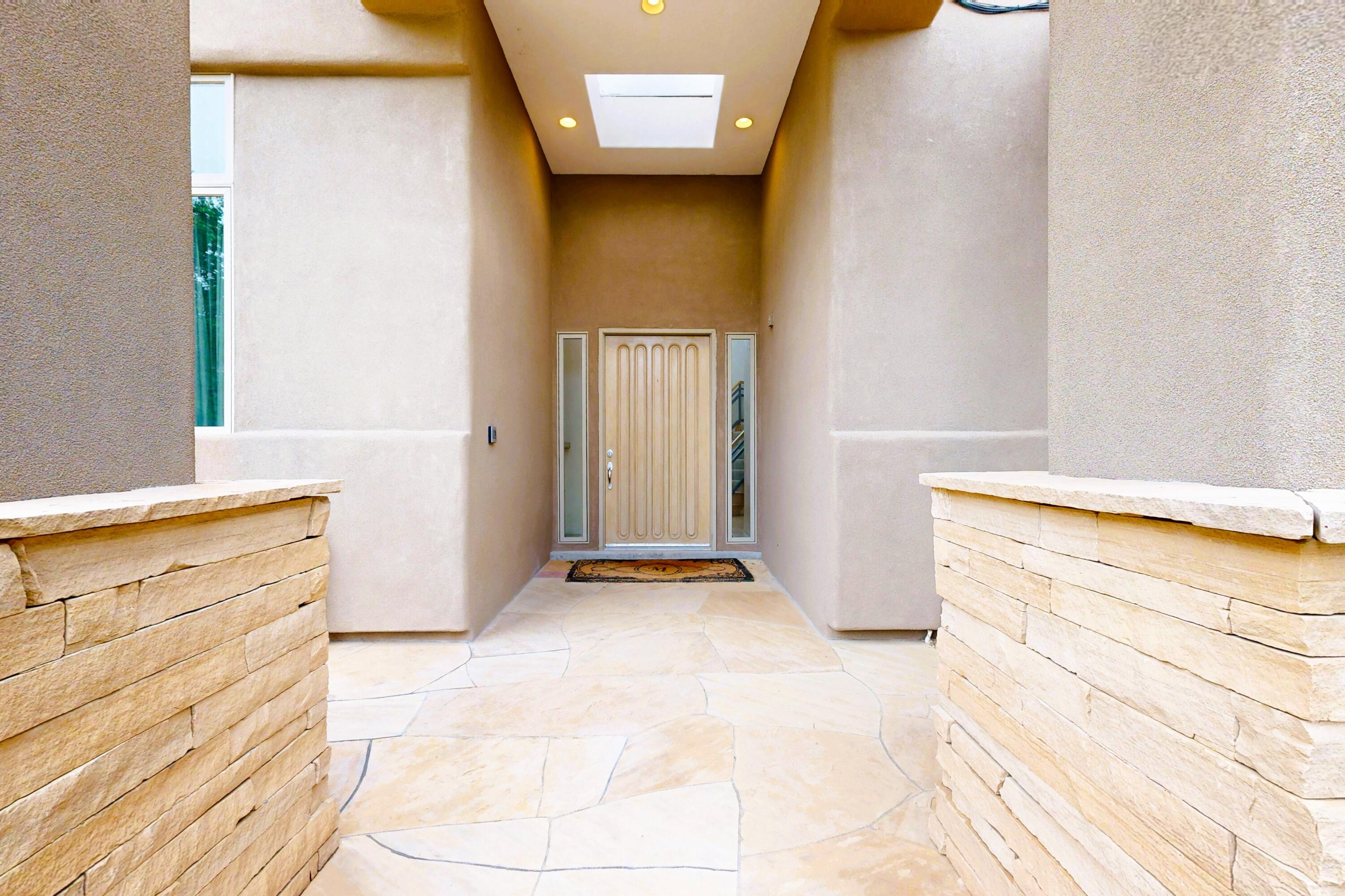 6015 Buffalo Grass Court NE