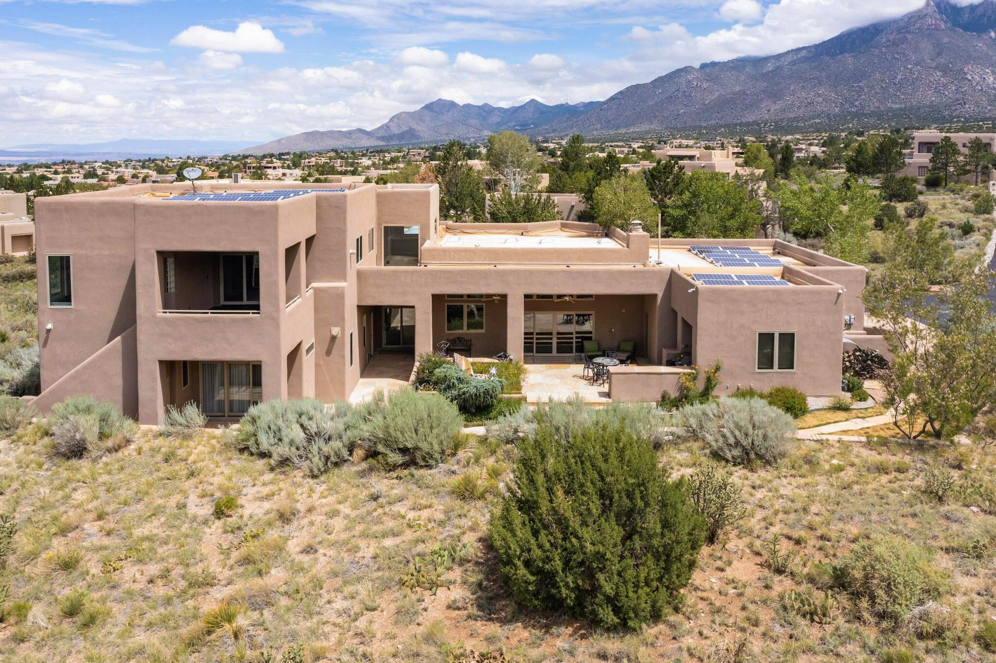 6015 Buffalo Grass Court NE