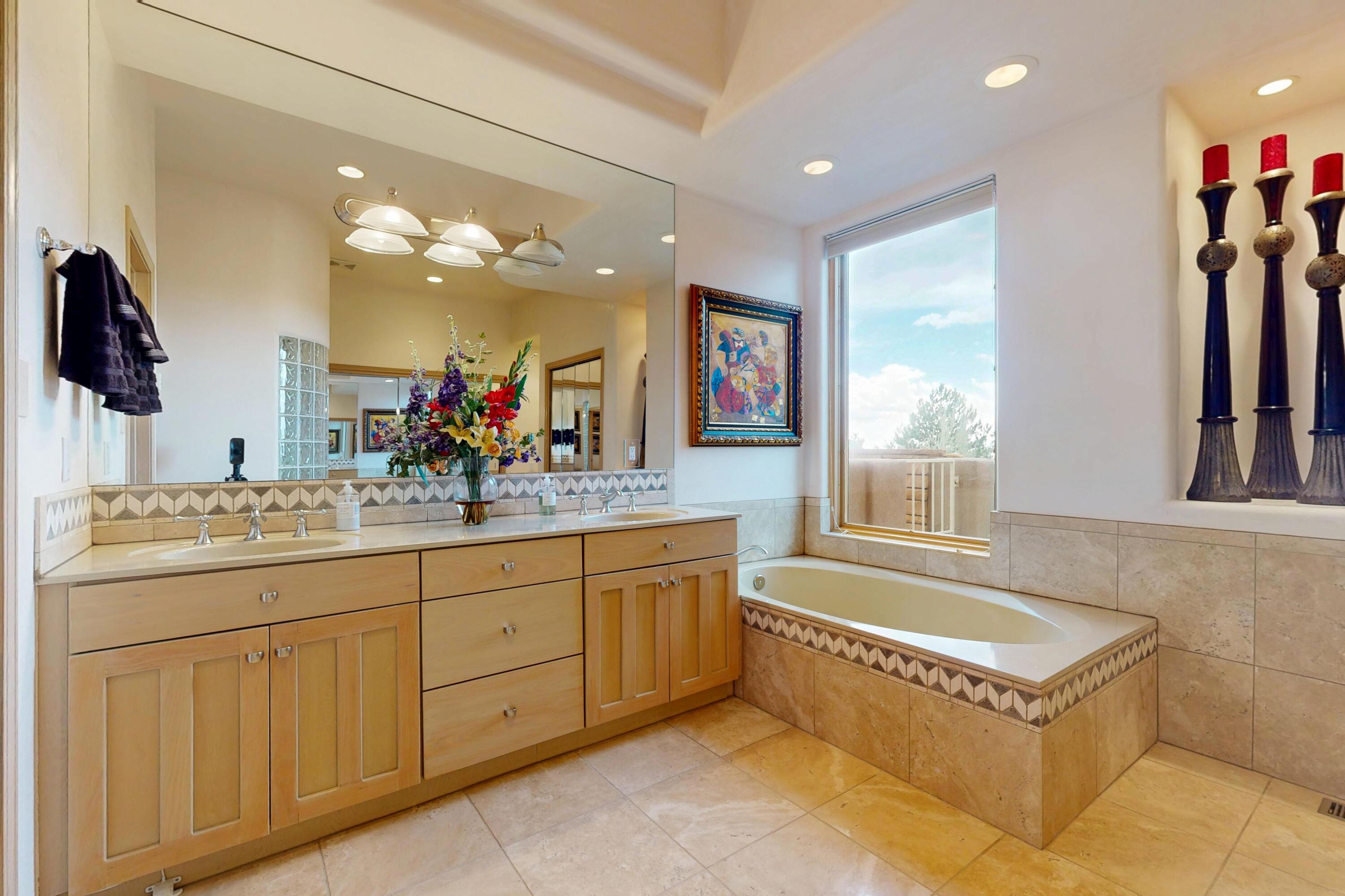 6015 Buffalo Grass Court NE