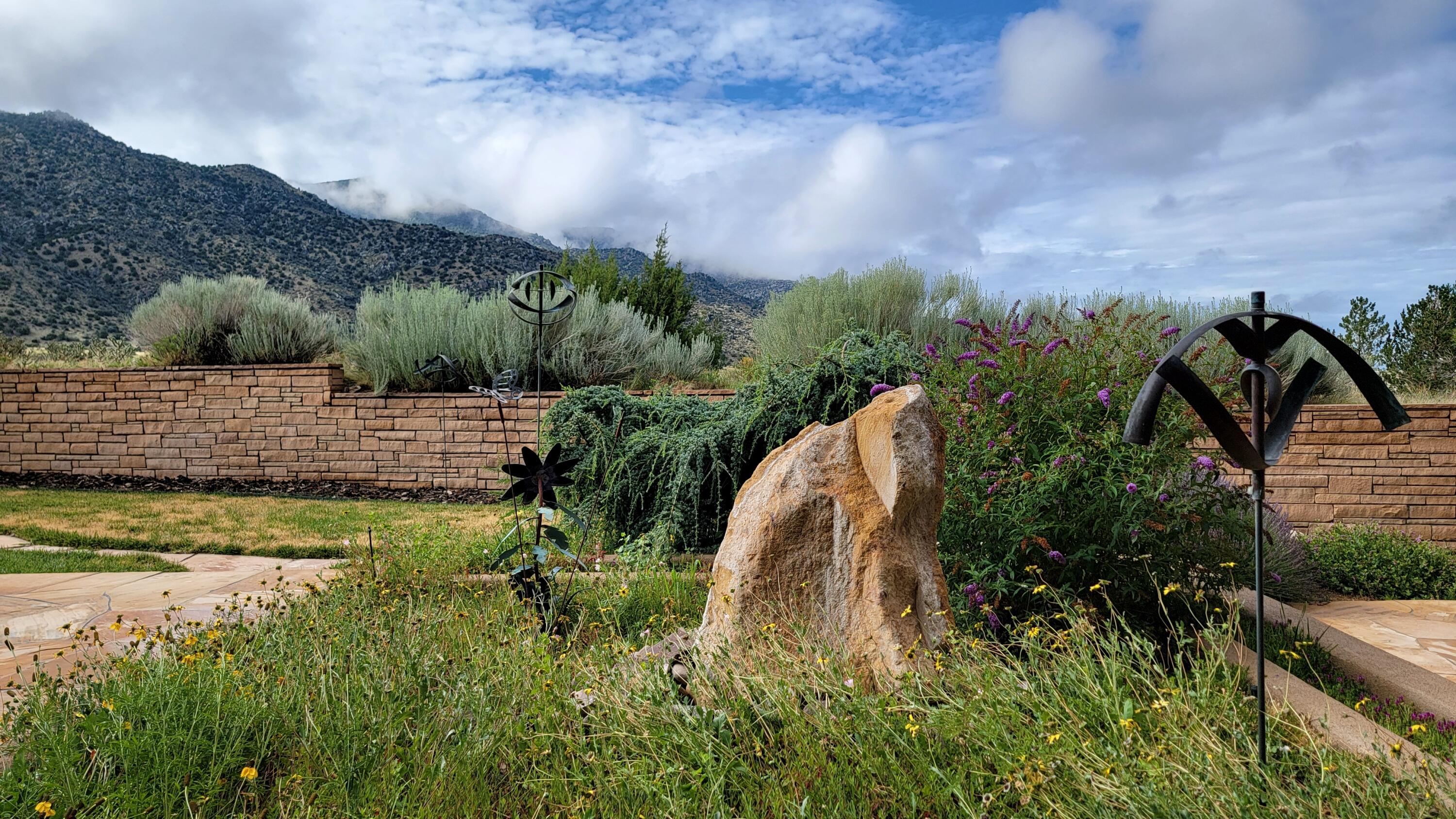 6015 Buffalo Grass Court NE