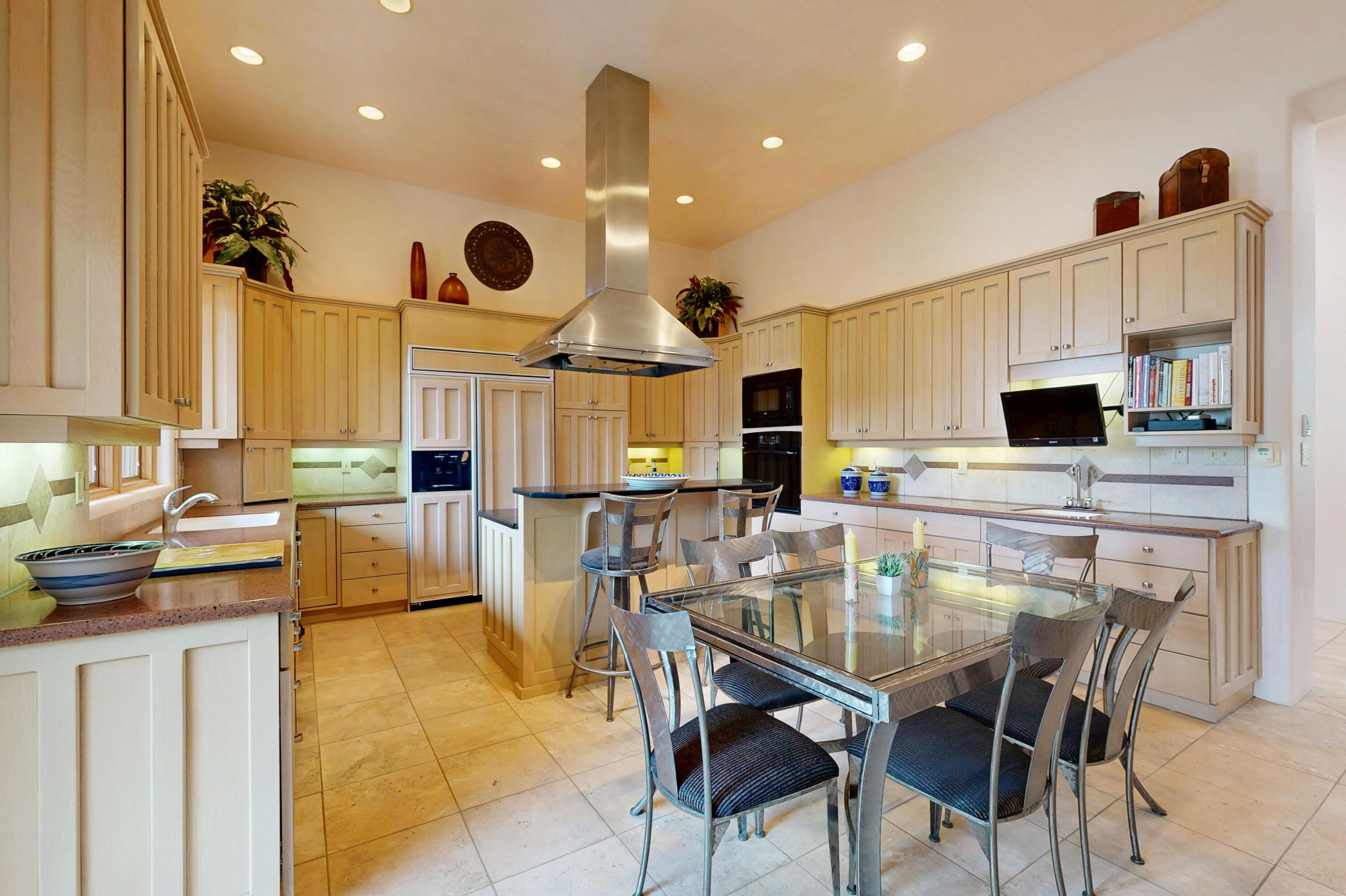 6015 Buffalo Grass Court NE