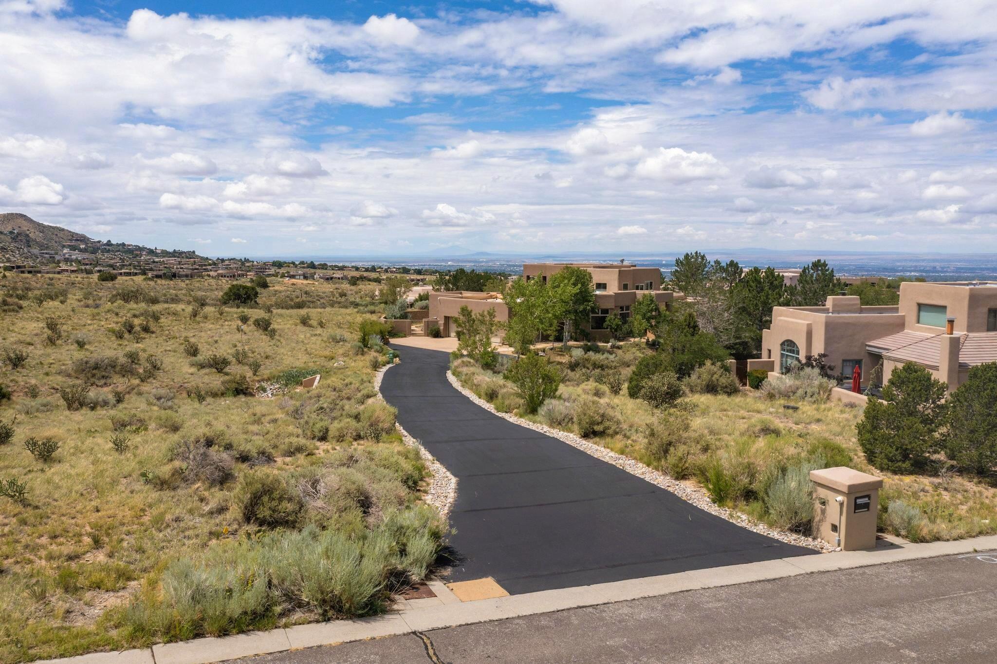 6015 Buffalo Grass Court NE