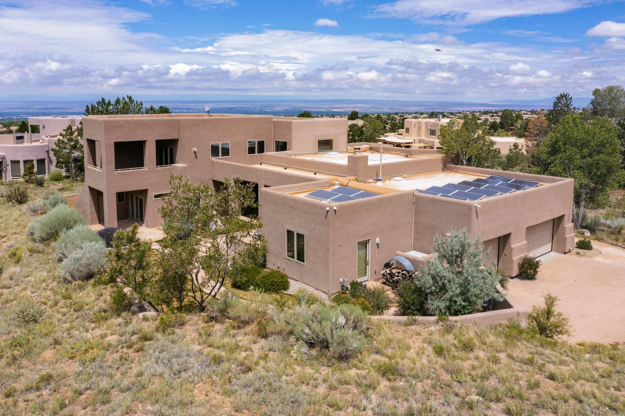 6015 Buffalo Grass Court NE