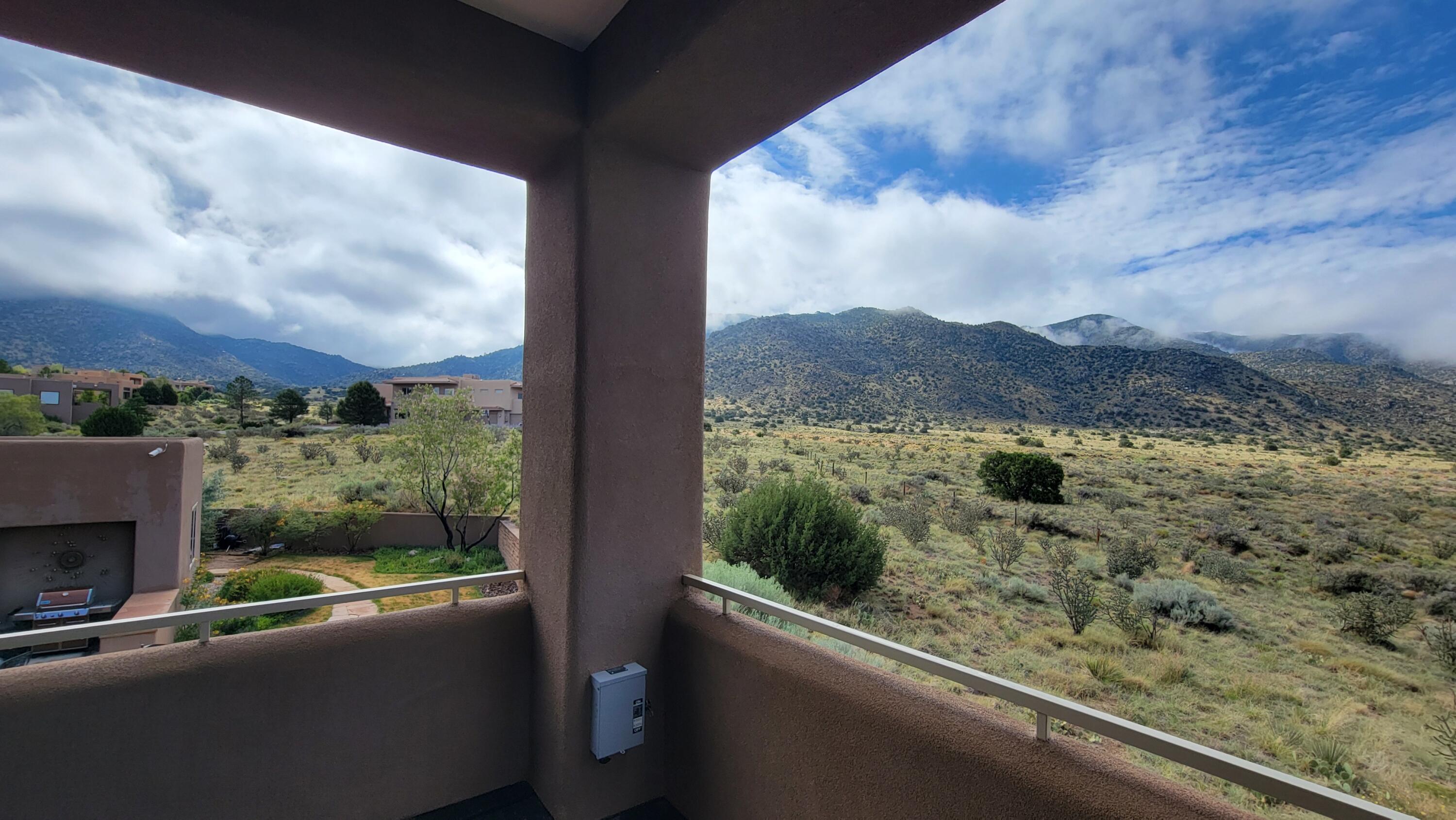 6015 Buffalo Grass Court NE