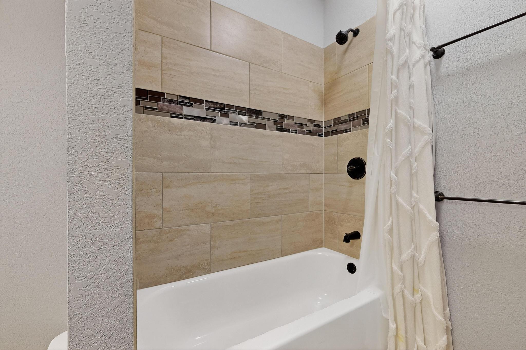 12213 MIRANDY Court NE