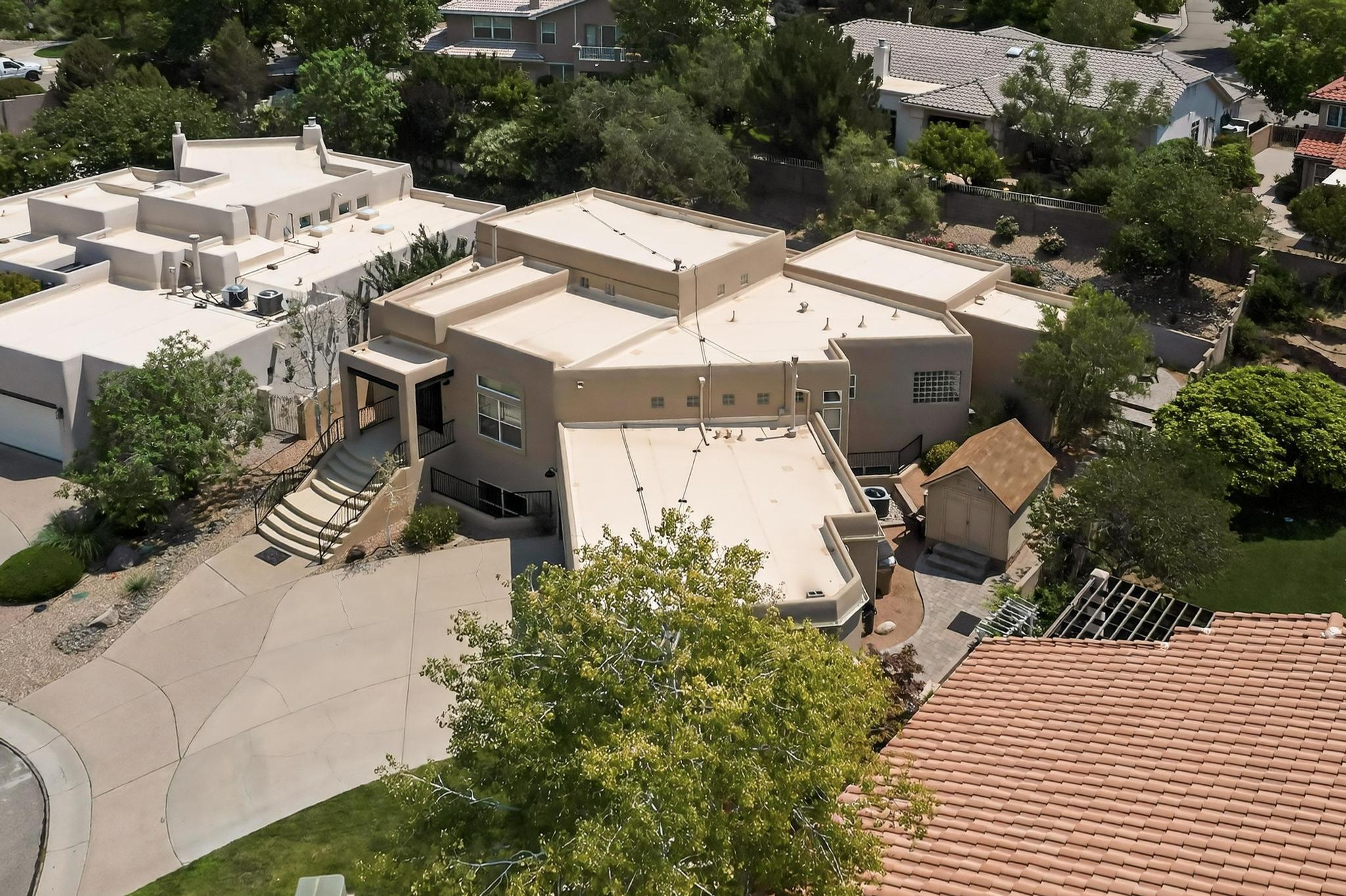 12213 MIRANDY Court NE