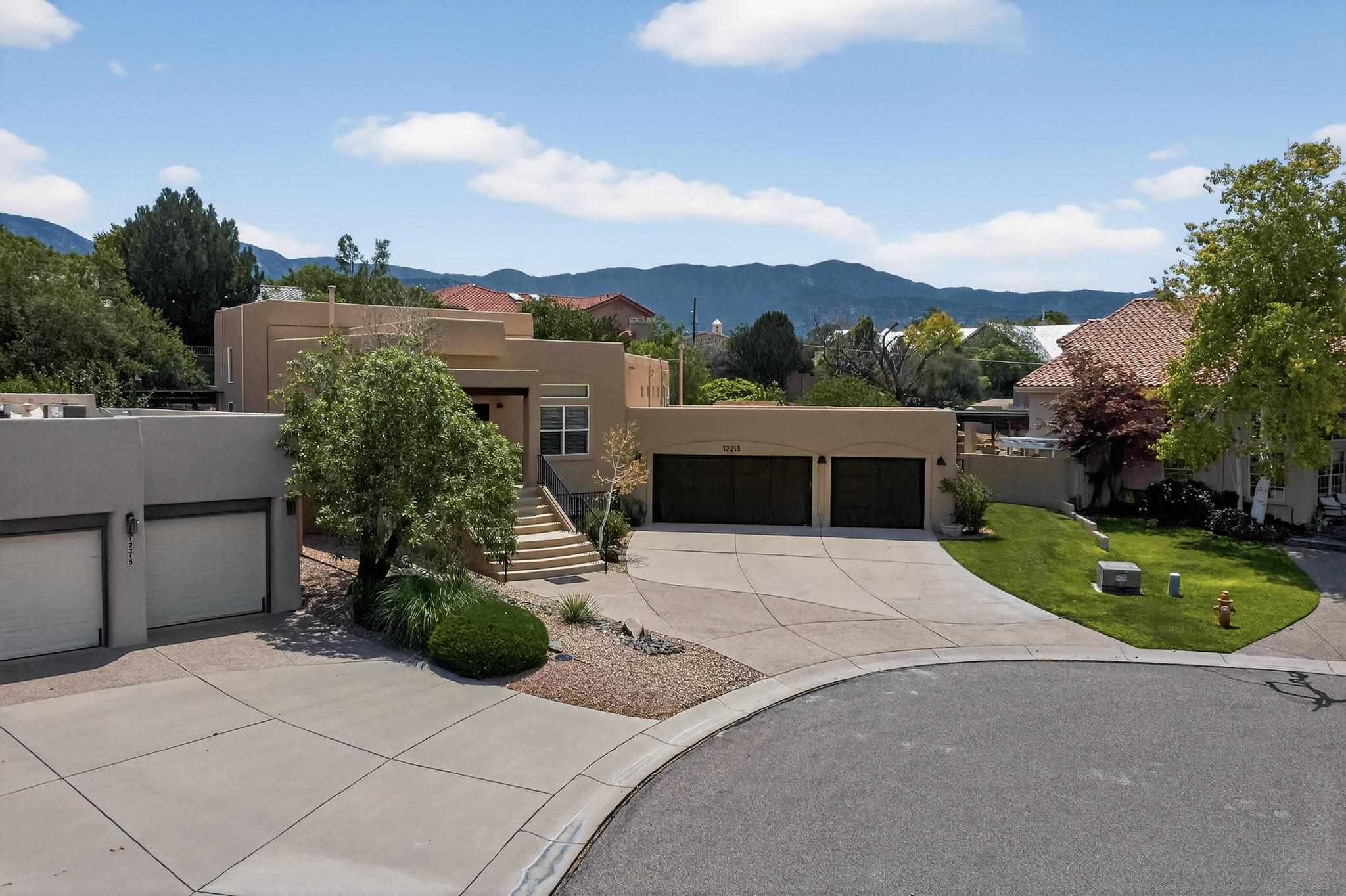 12213 MIRANDY Court NE