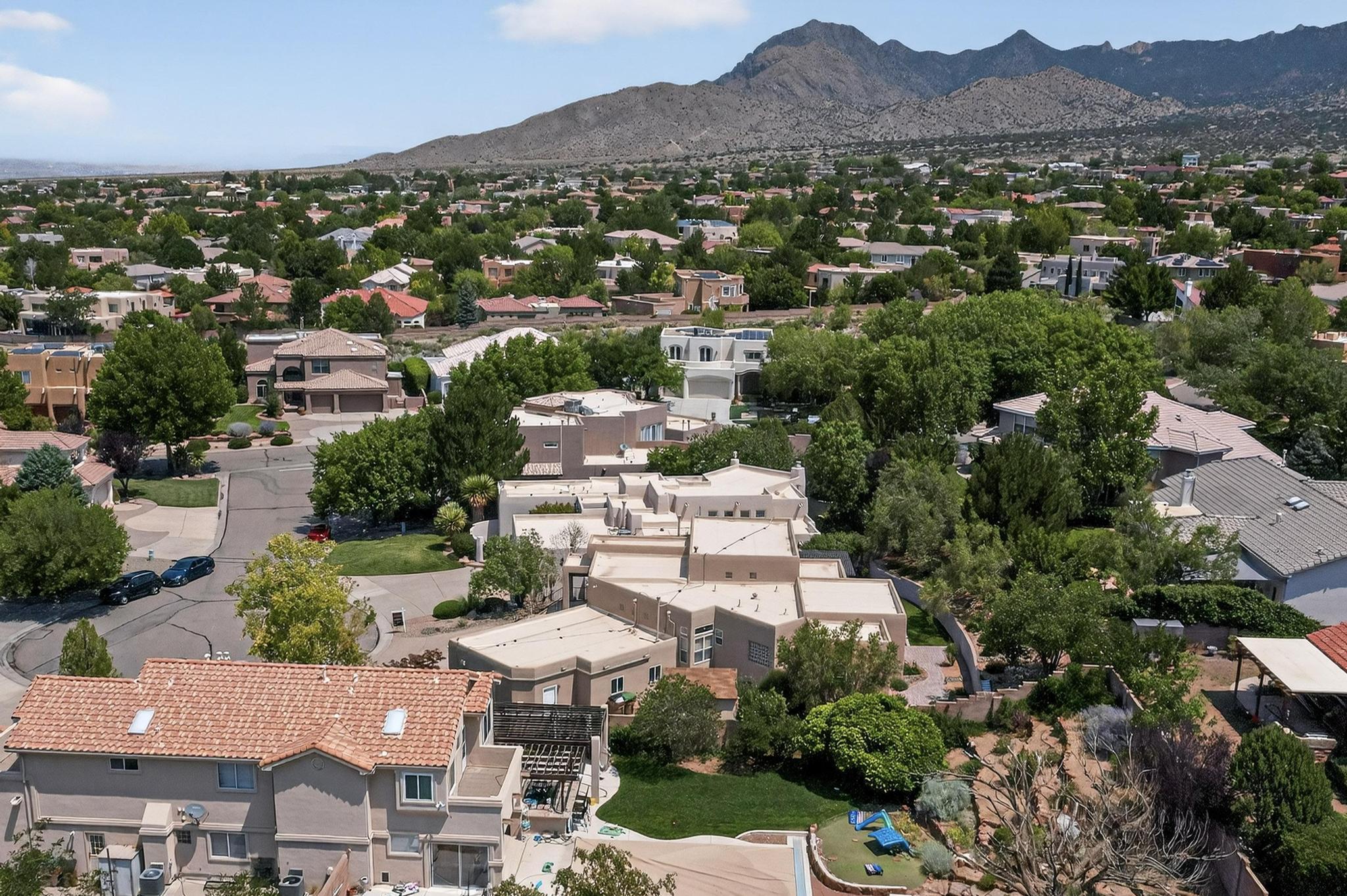 12213 MIRANDY Court NE