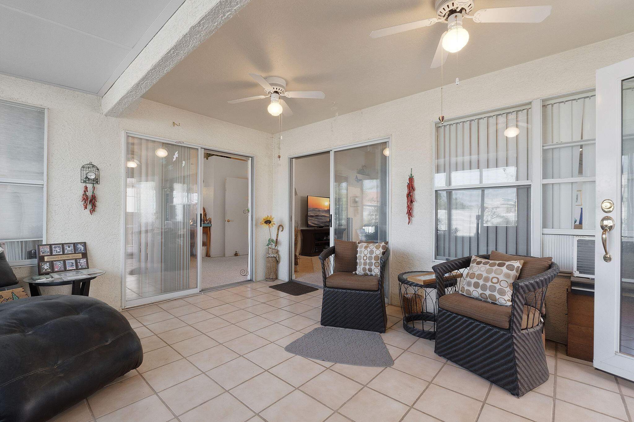 571 HERMIT FALLS Drive SE