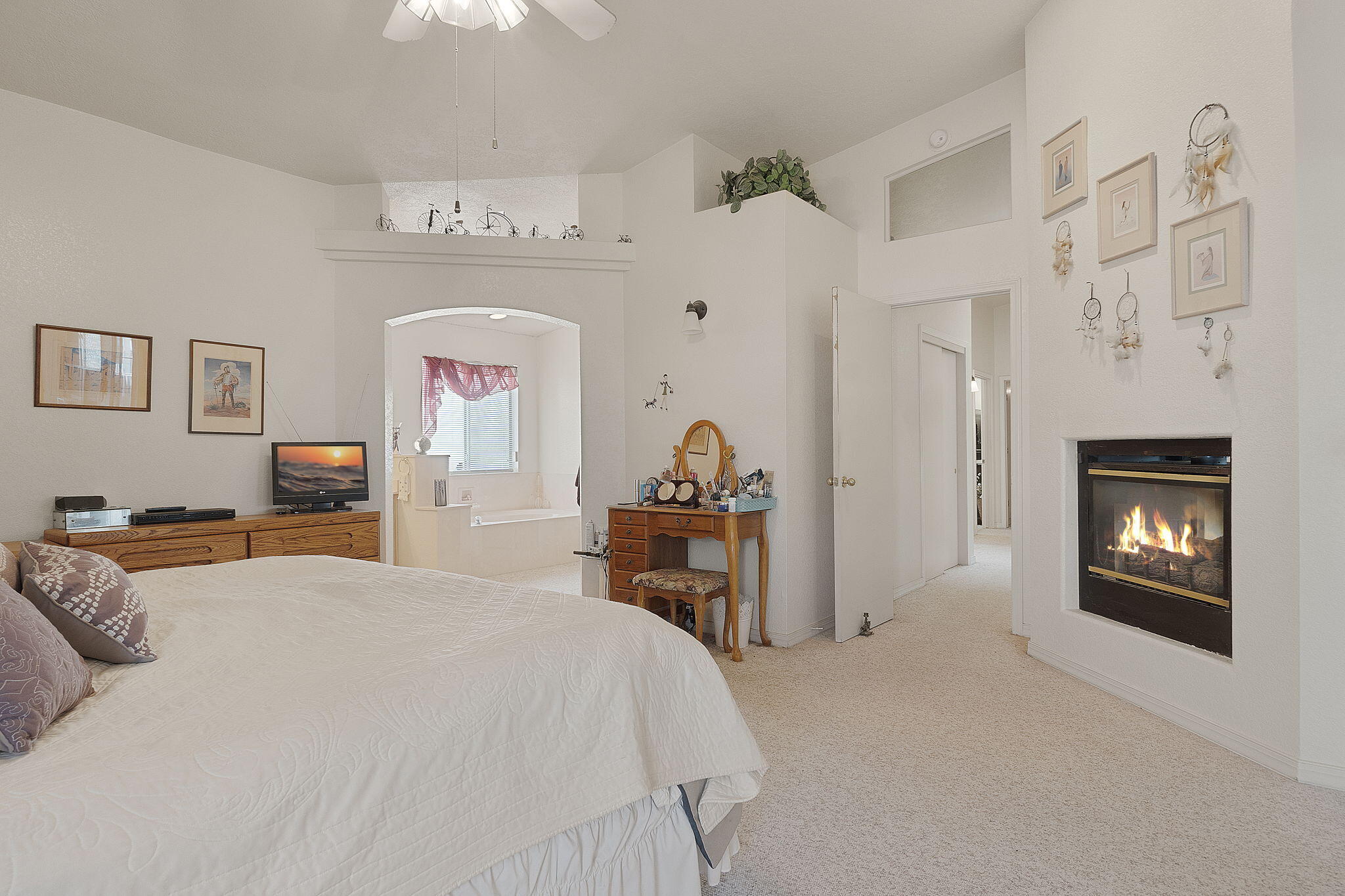 571 HERMIT FALLS Drive SE