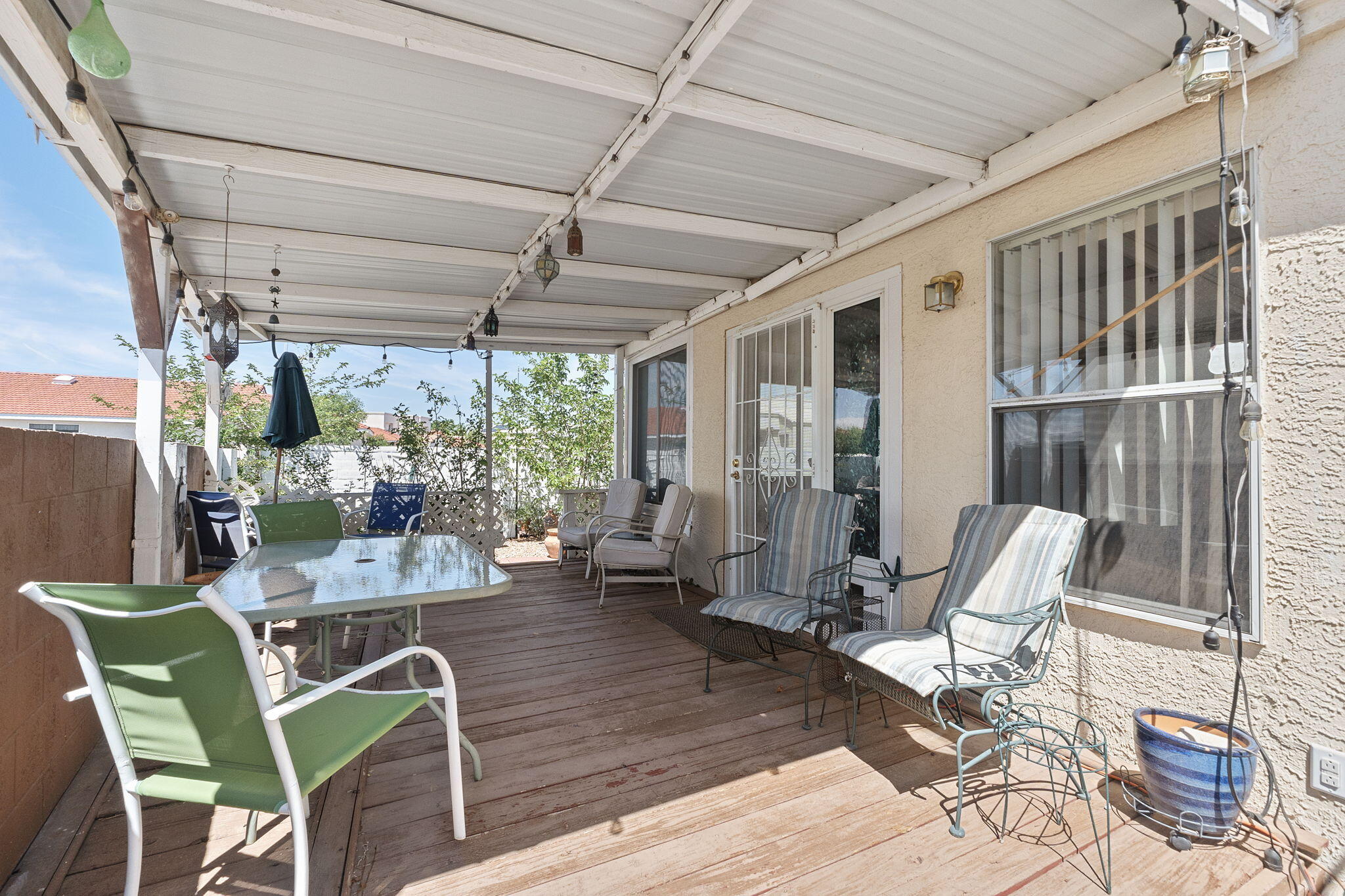 571 HERMIT FALLS Drive SE