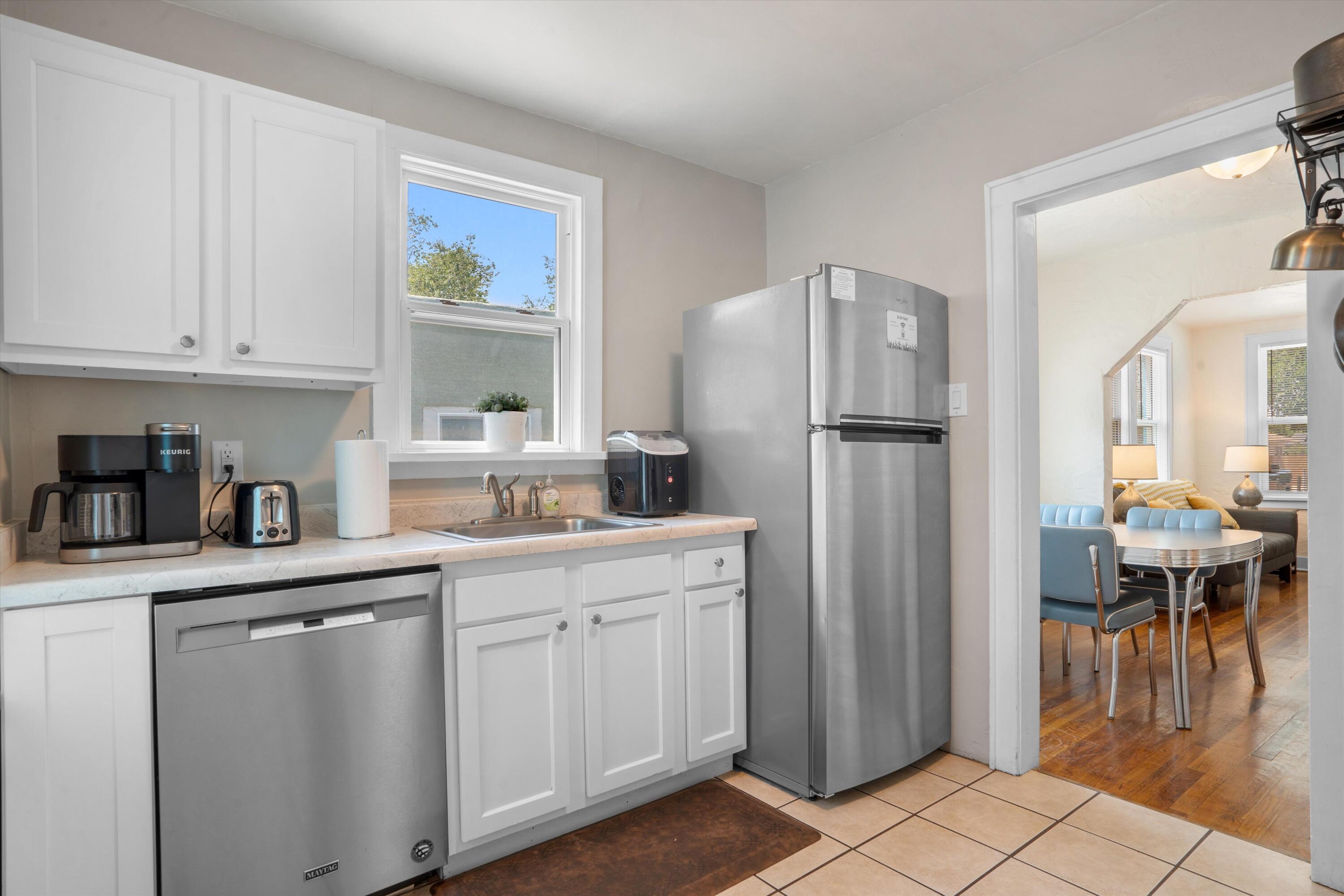 322 PRINCETON Drive SE