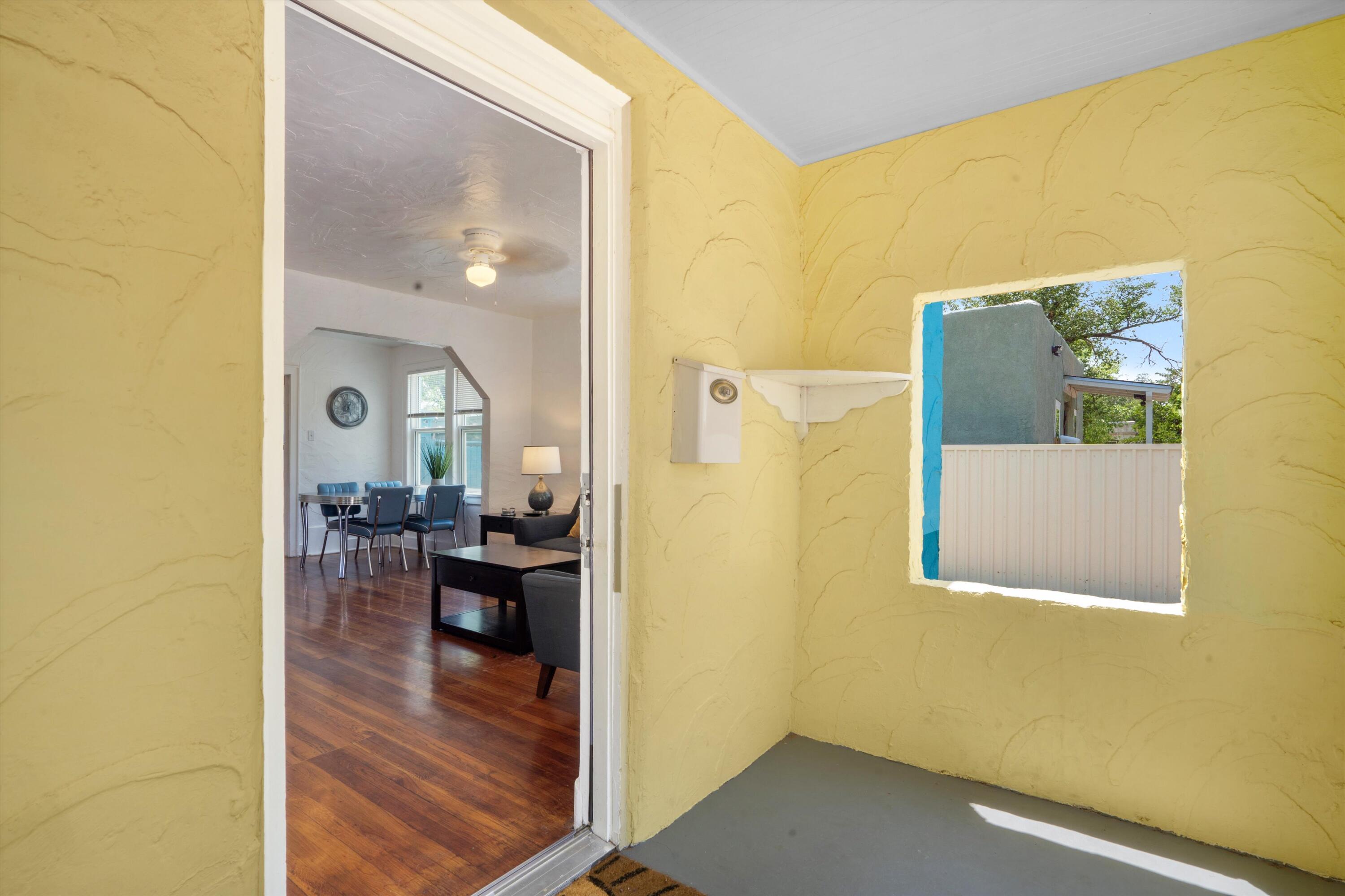 322 PRINCETON Drive SE