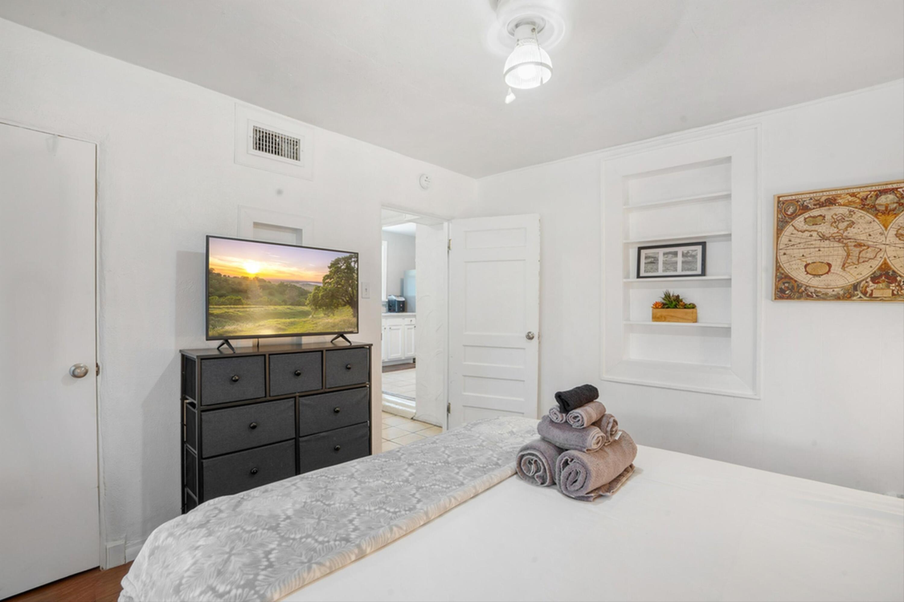 322 PRINCETON Drive SE