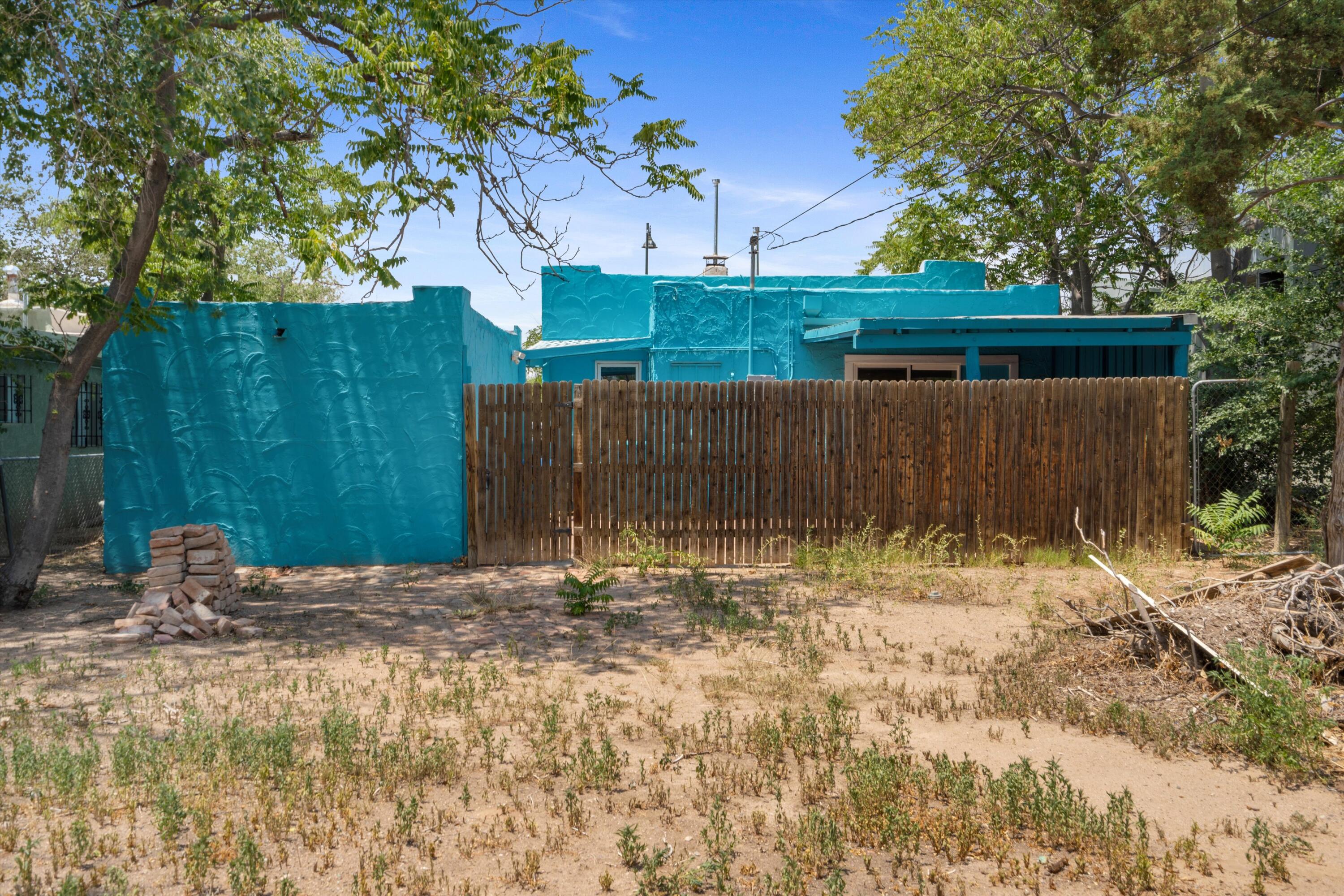 322 PRINCETON Drive SE