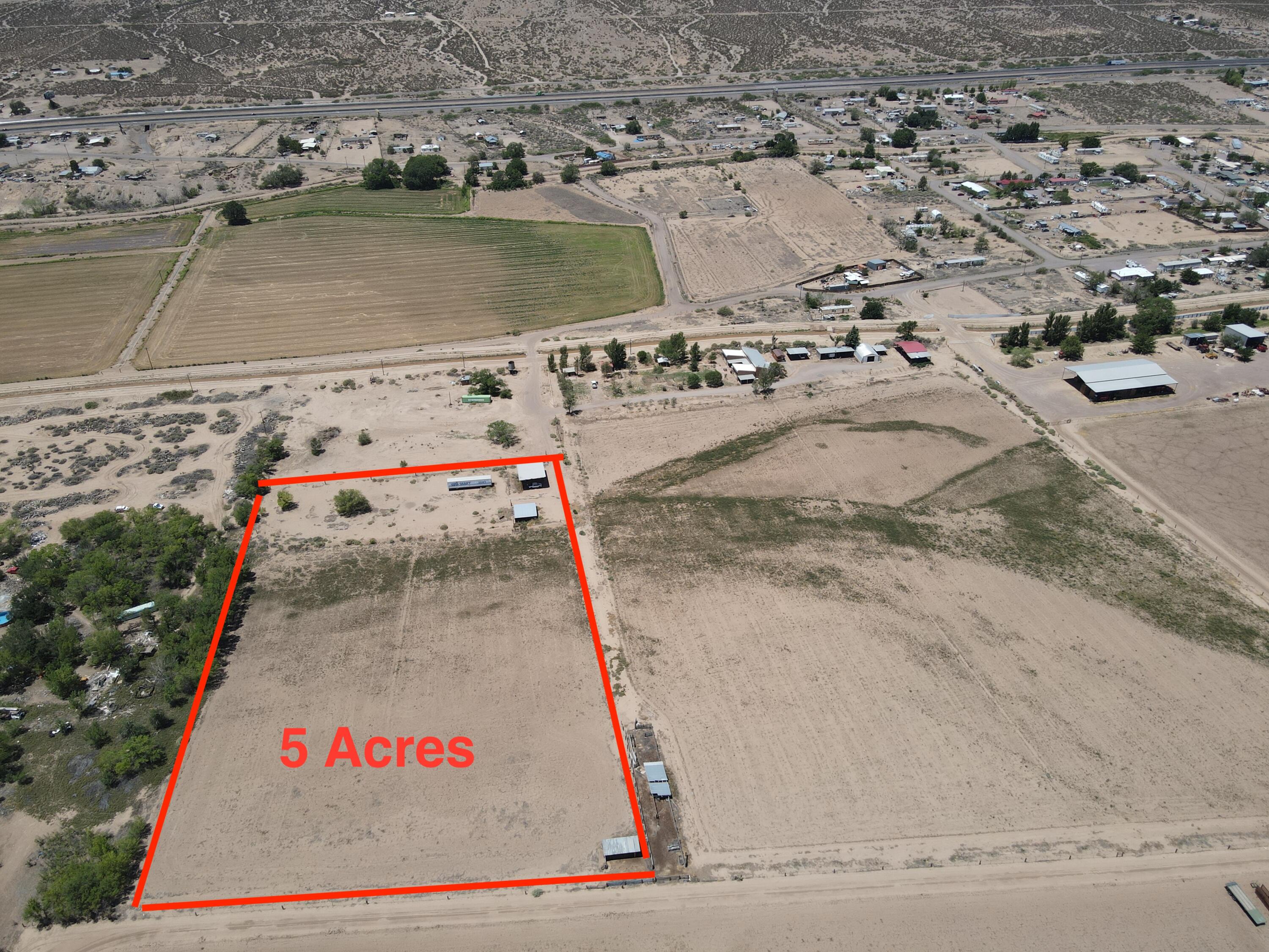 5 acres, Valley Loop