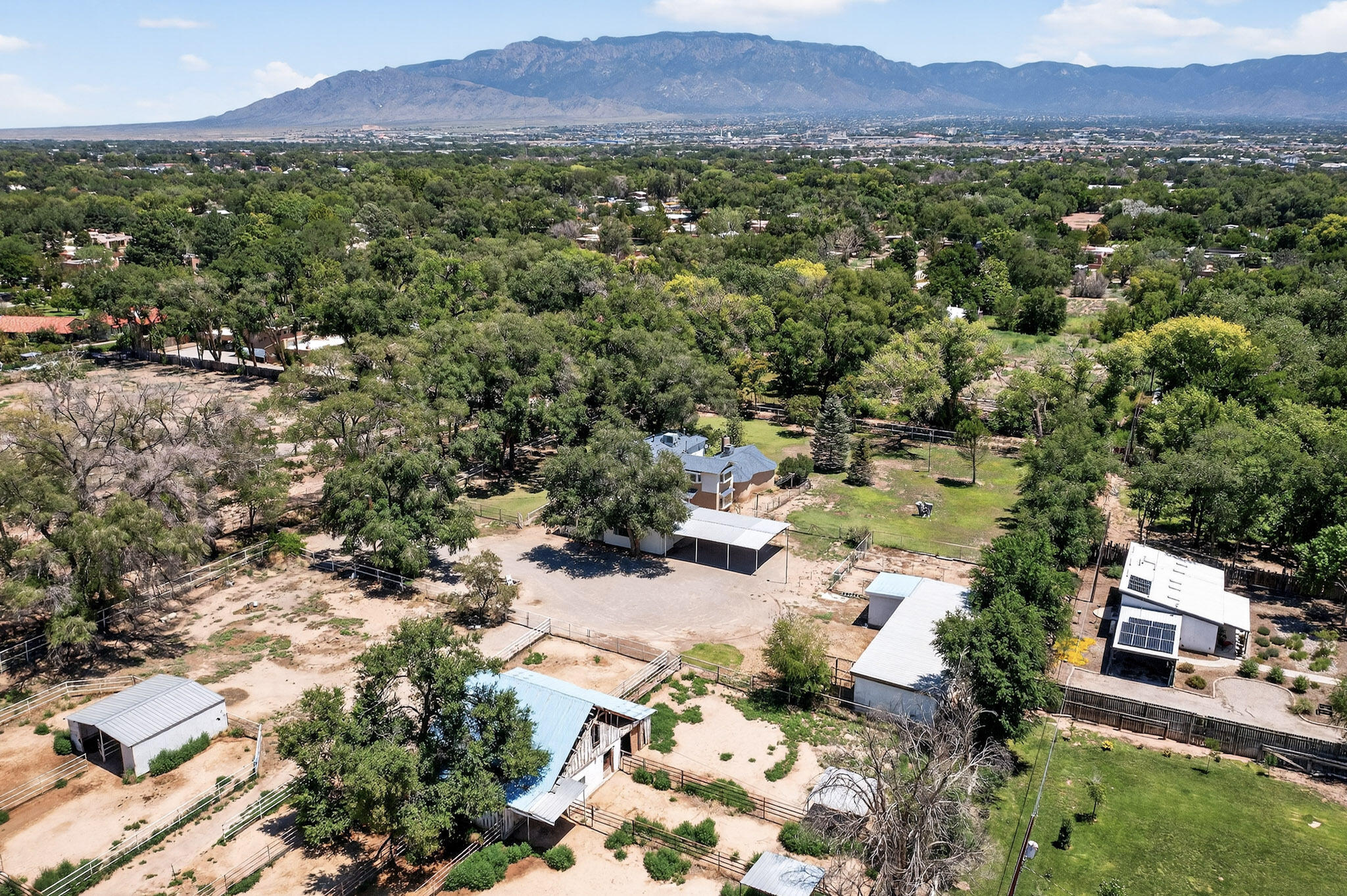 900 WESTGATE Lane NW