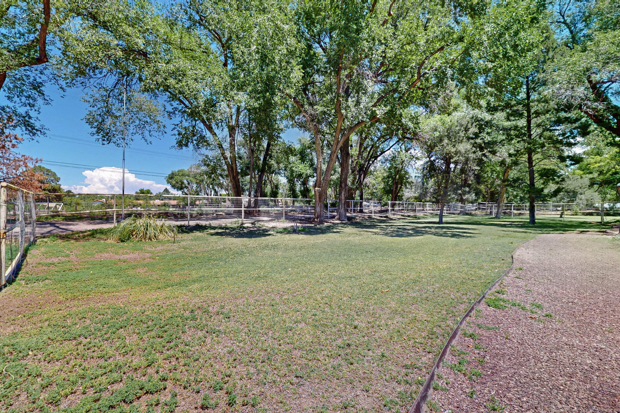 900 WESTGATE Lane NW