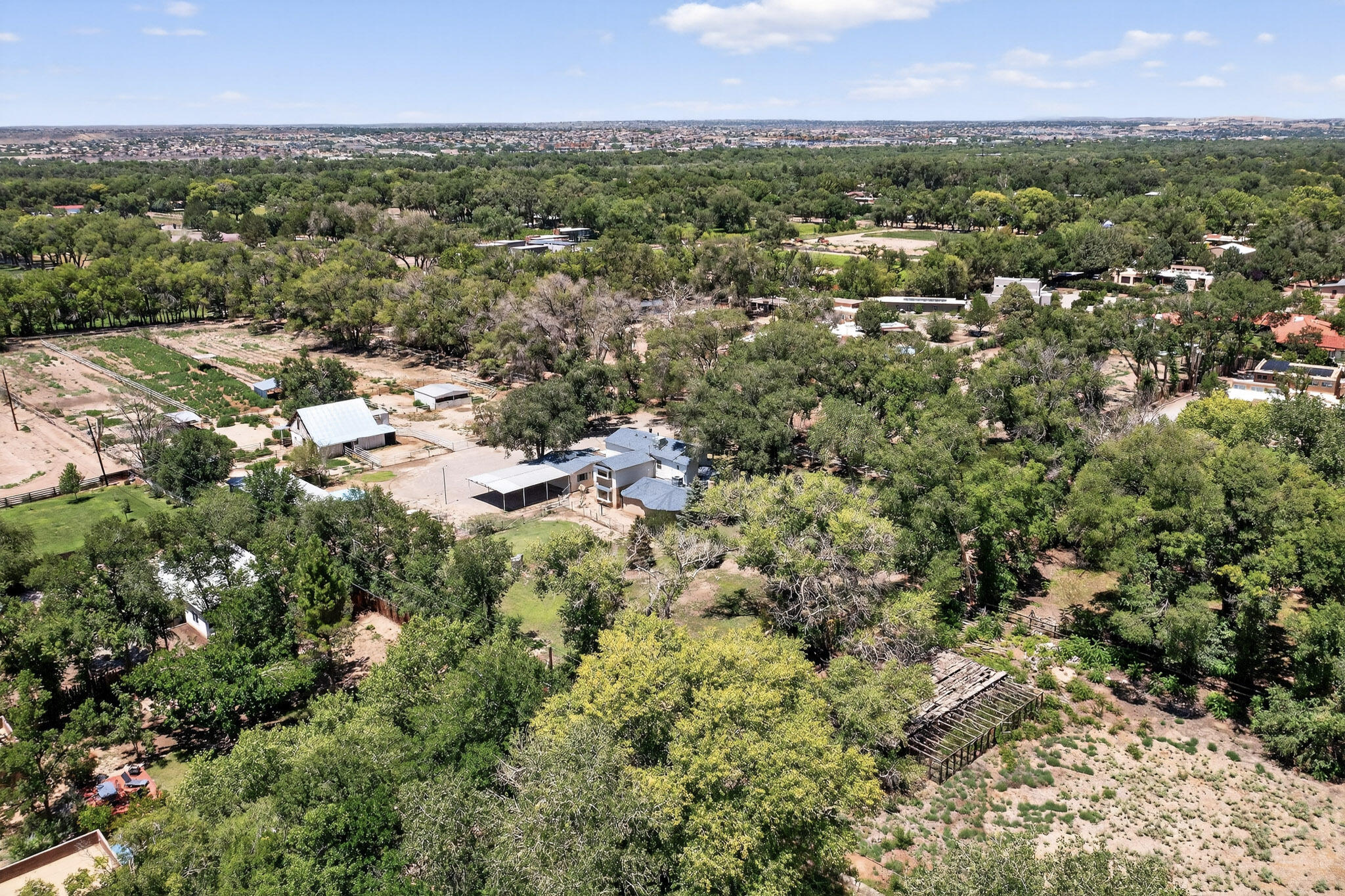 900 WESTGATE Lane NW