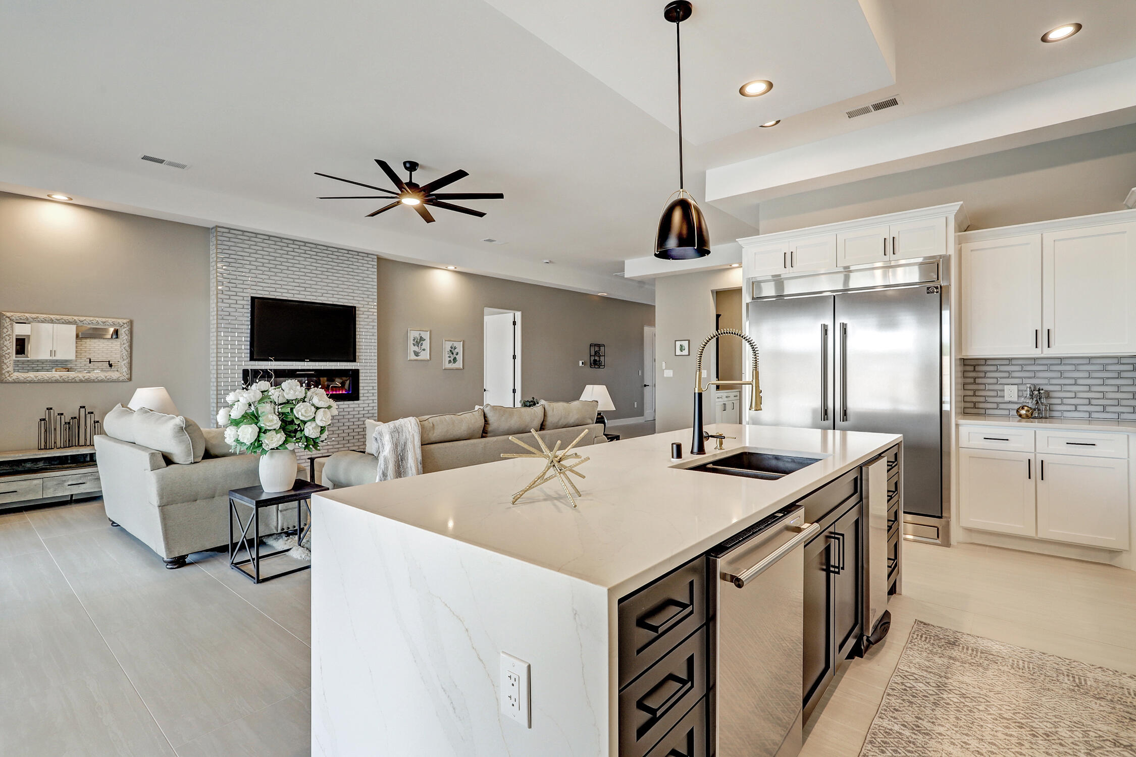 6605 Rim Rock Circle NW