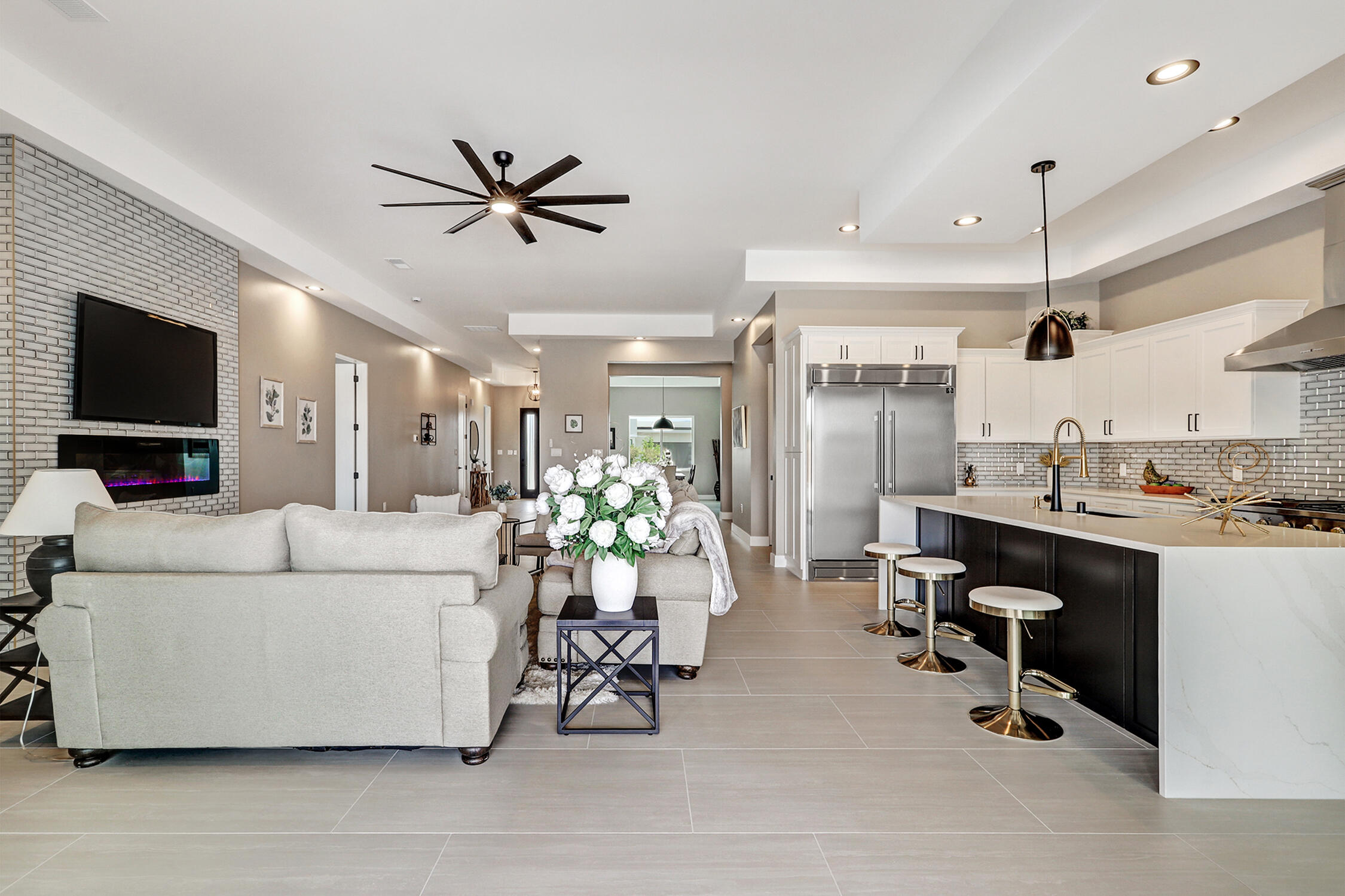 6605 Rim Rock Circle NW