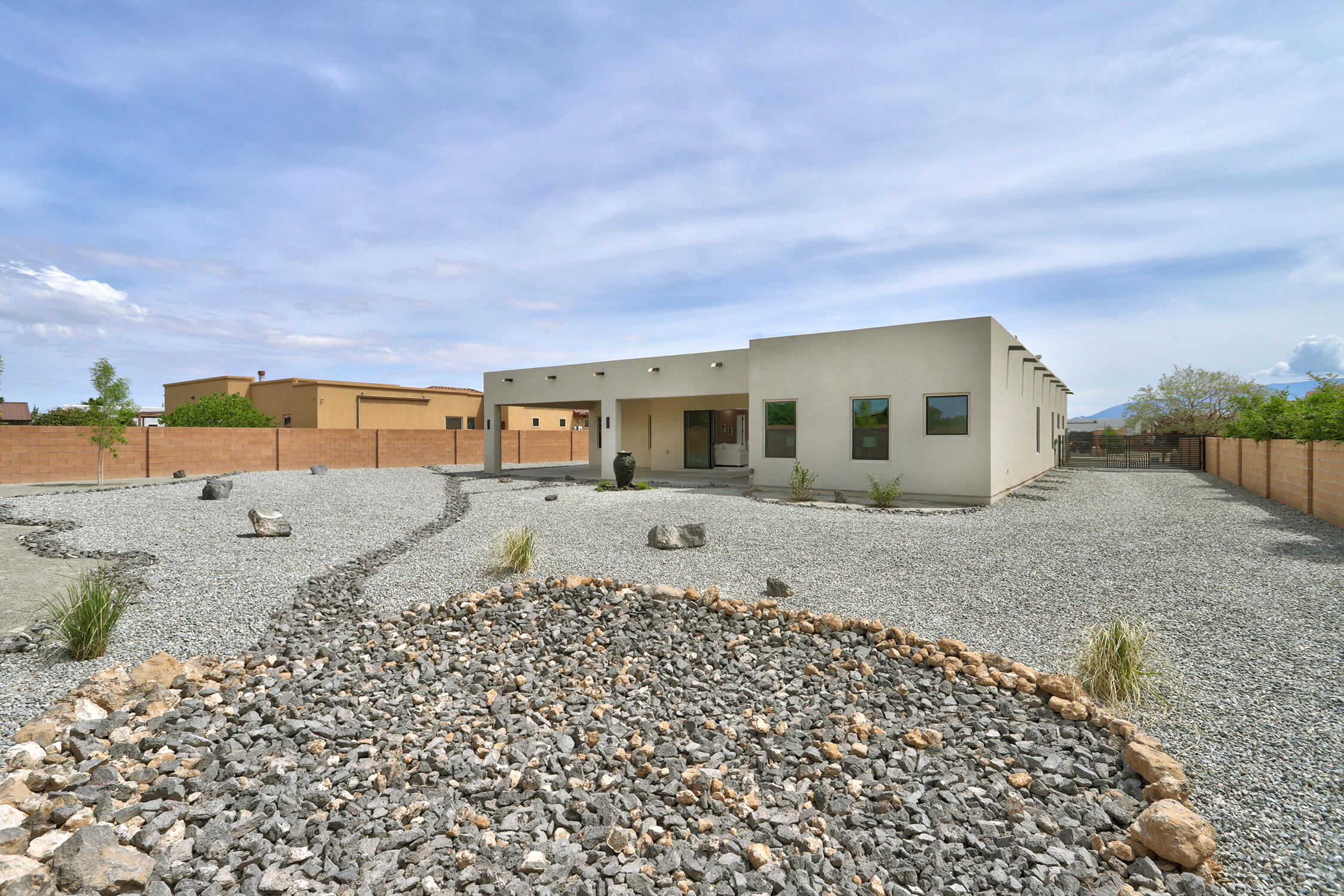 6605 Rim Rock Circle NW