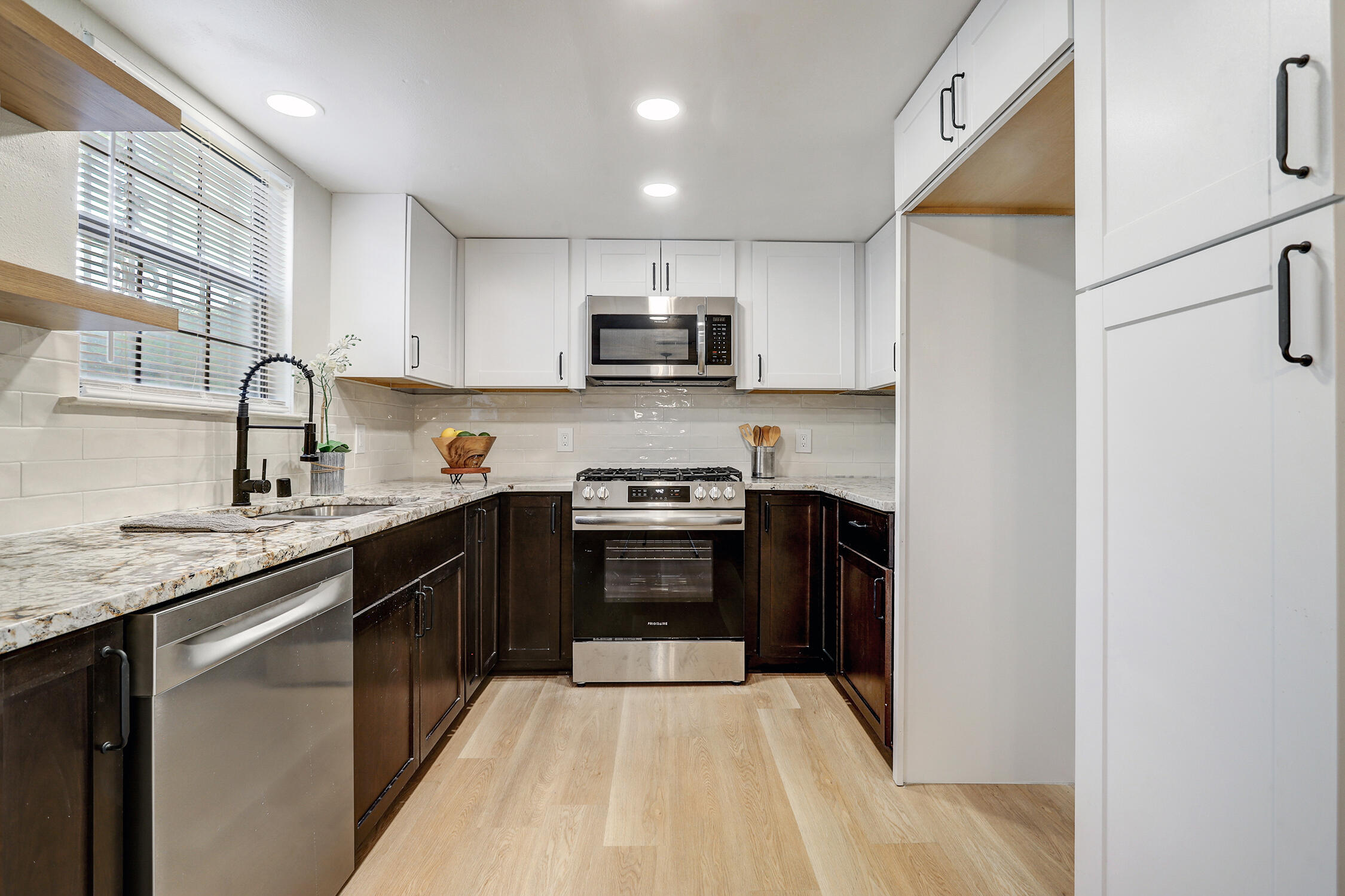 1105 ORCHARD Place NW