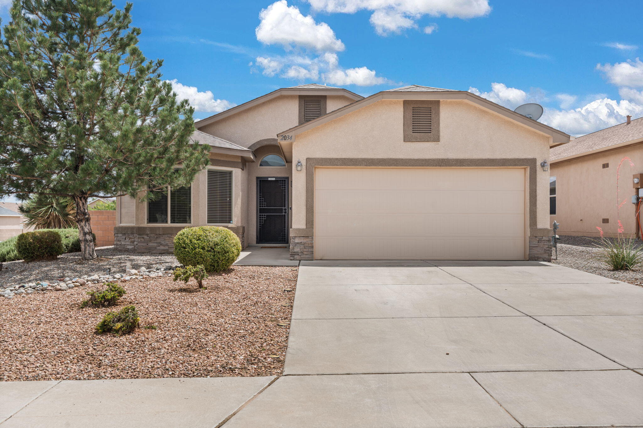 2034 S ENSENADA Circle SE