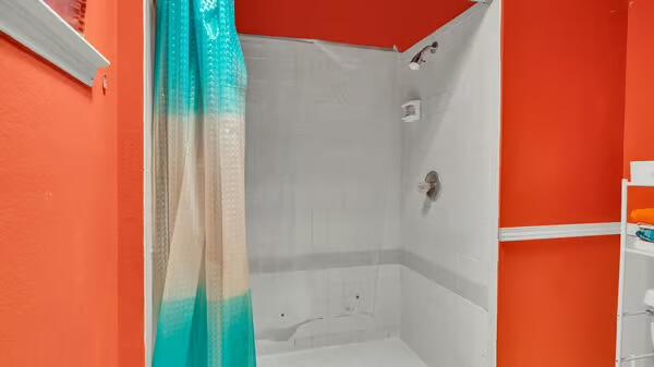 5404 TERRITORIAL Road NW