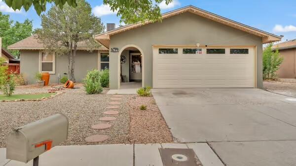 5404 TERRITORIAL Road NW