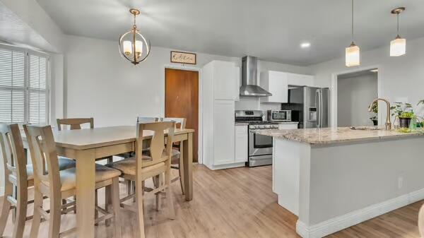 5404 TERRITORIAL Road NW