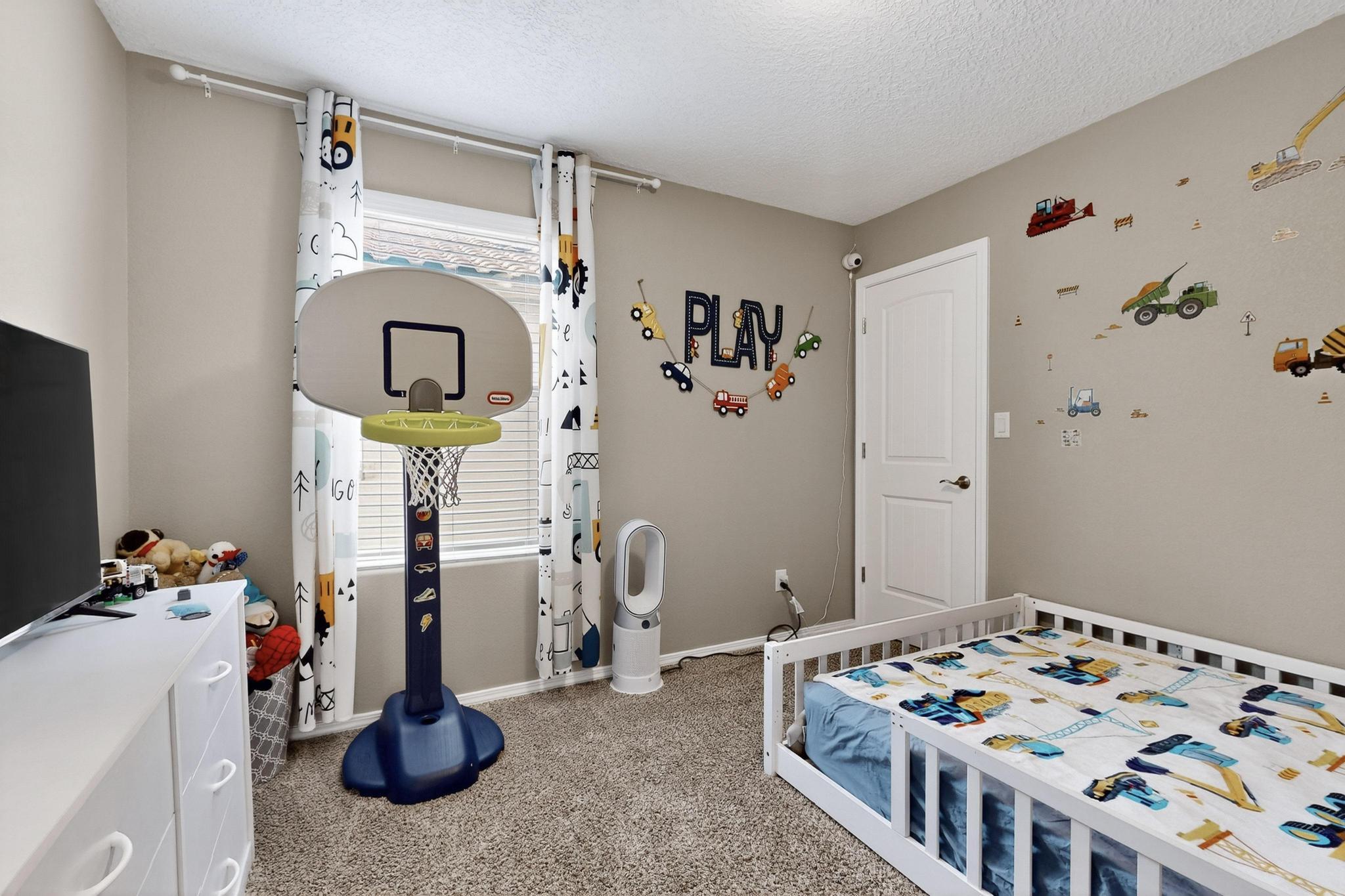 2004 SUMMER BREEZE Drive NW