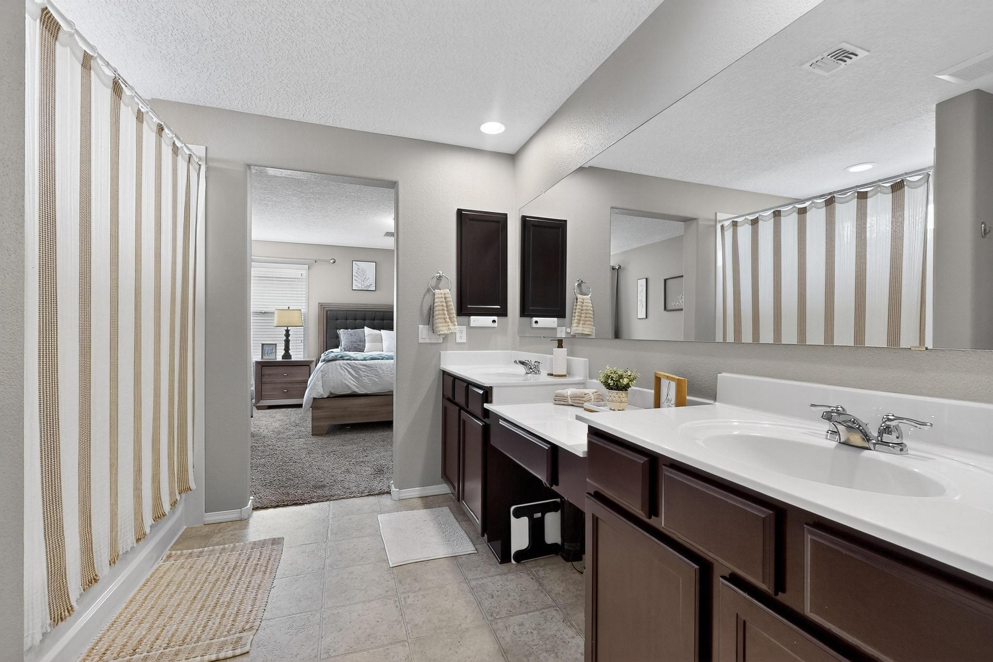 2004 SUMMER BREEZE Drive NW