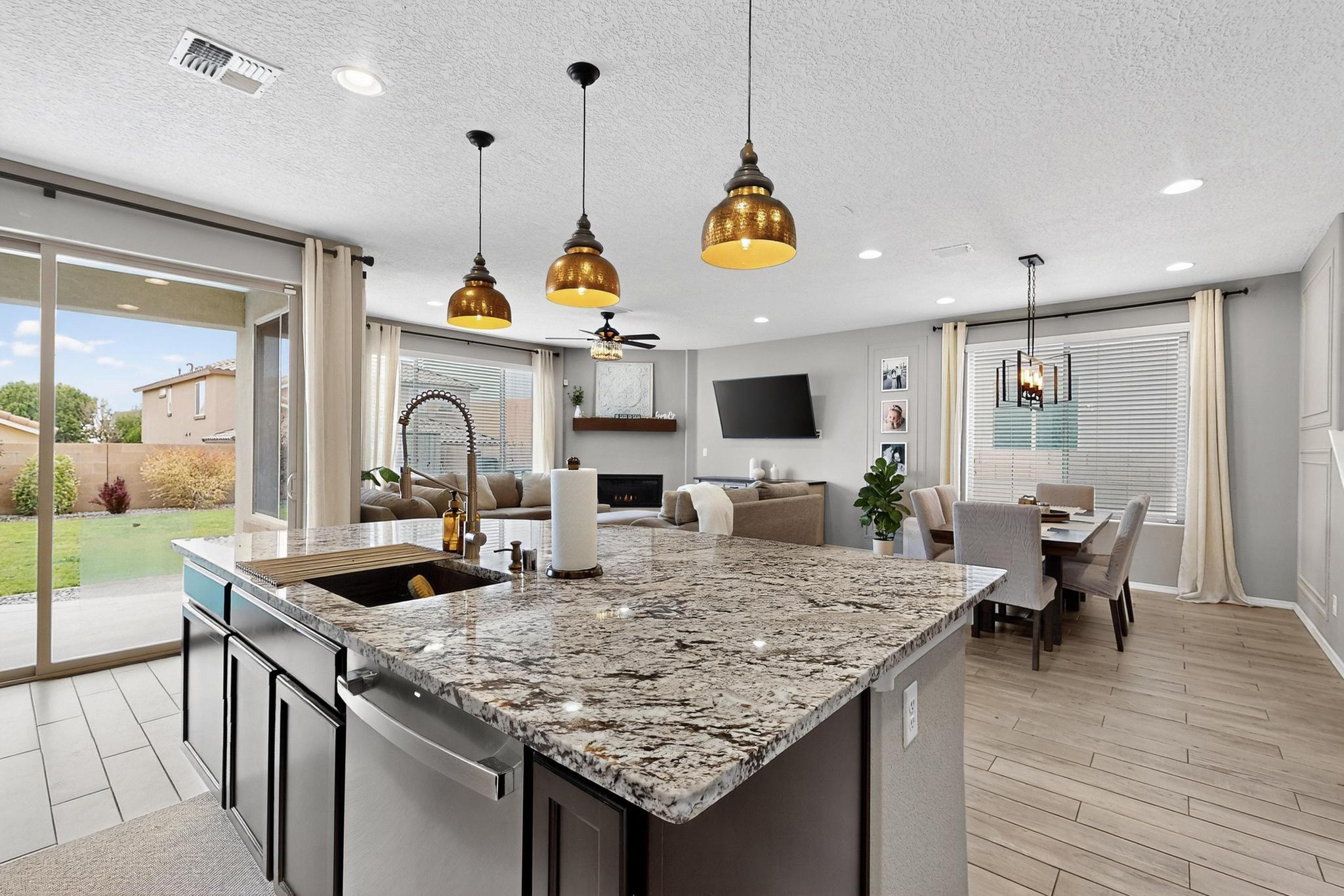 2004 SUMMER BREEZE Drive NW