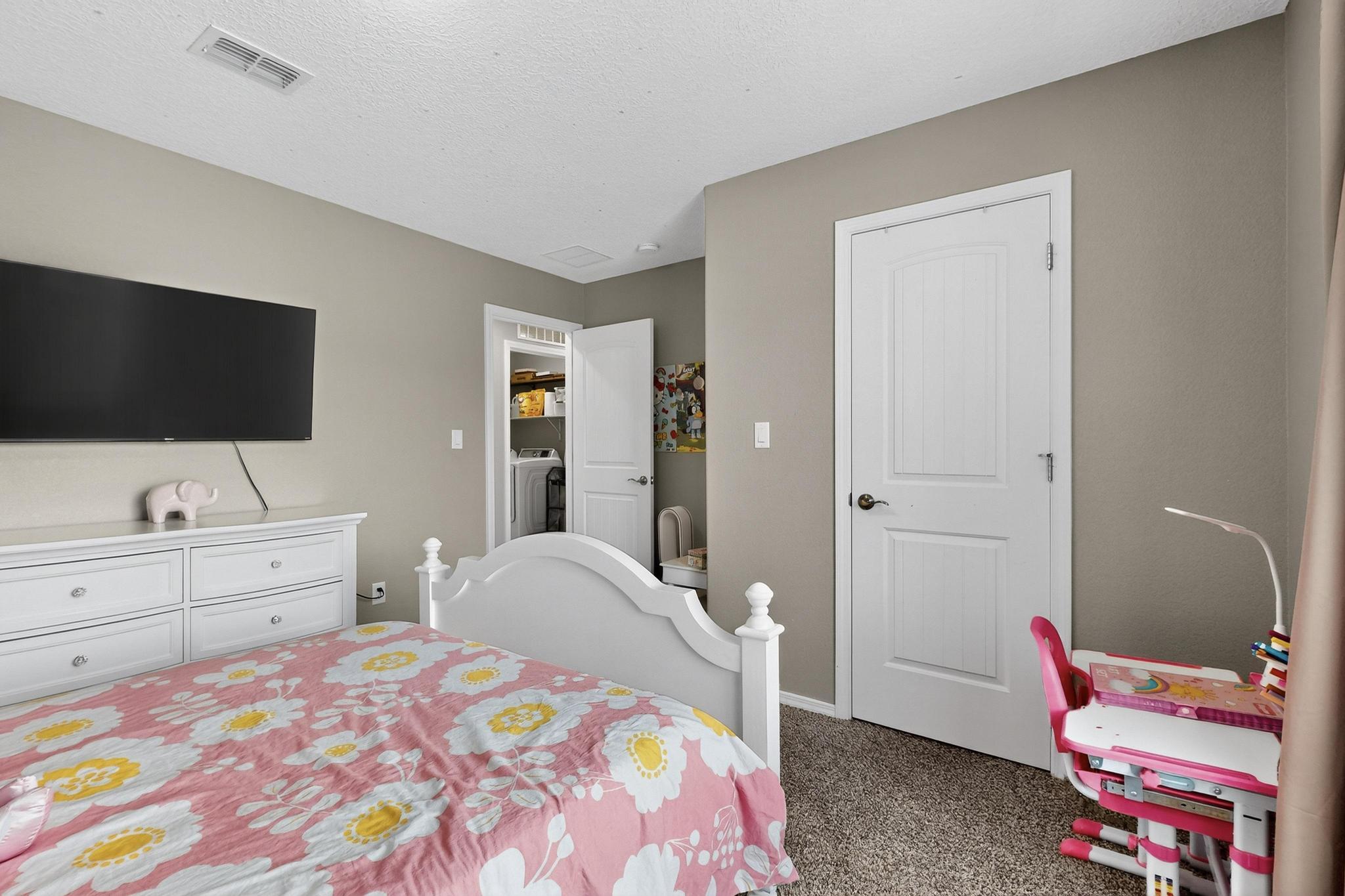 2004 SUMMER BREEZE Drive NW