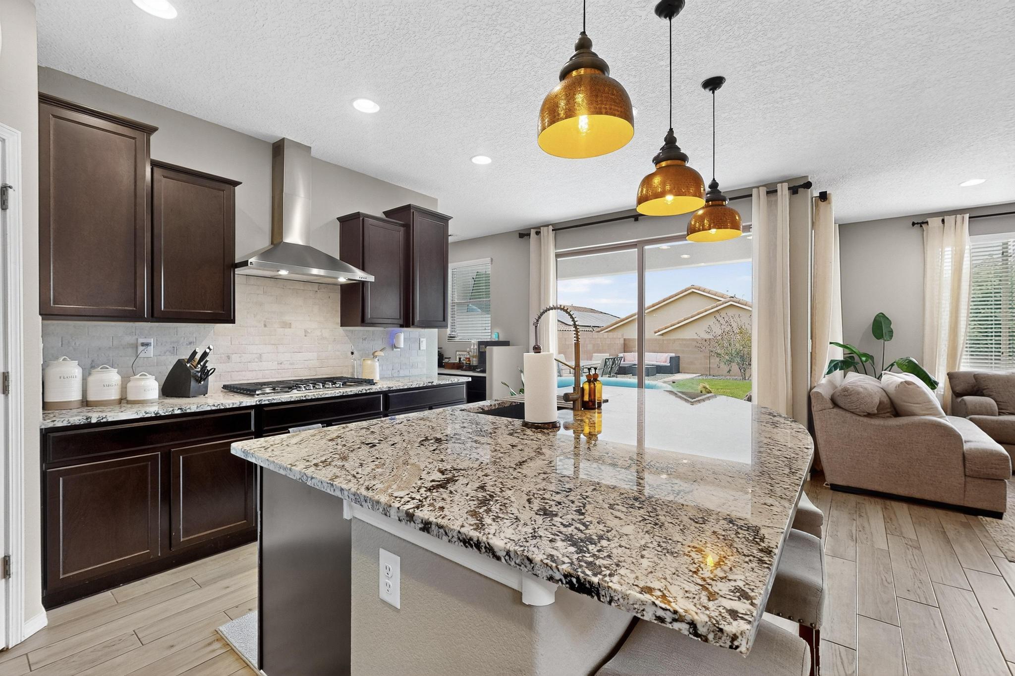 2004 SUMMER BREEZE Drive NW