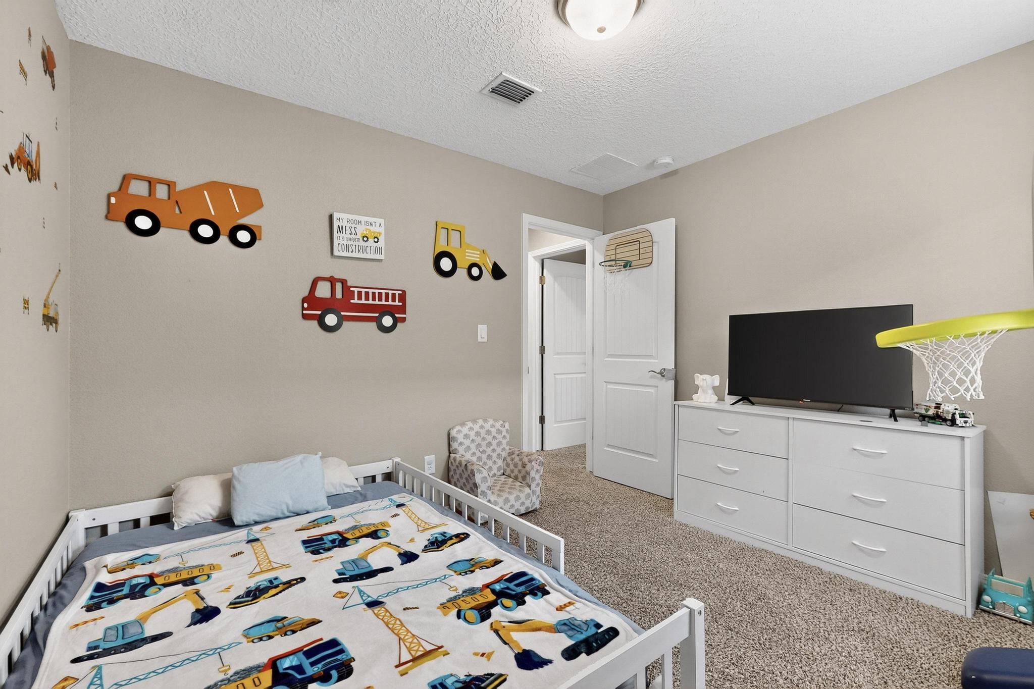 2004 SUMMER BREEZE Drive NW