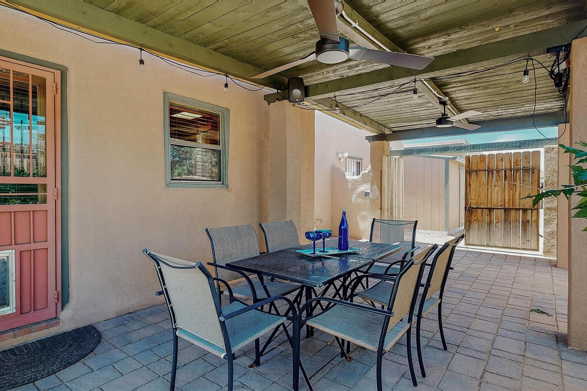 7425 QUEBRADA Place NE