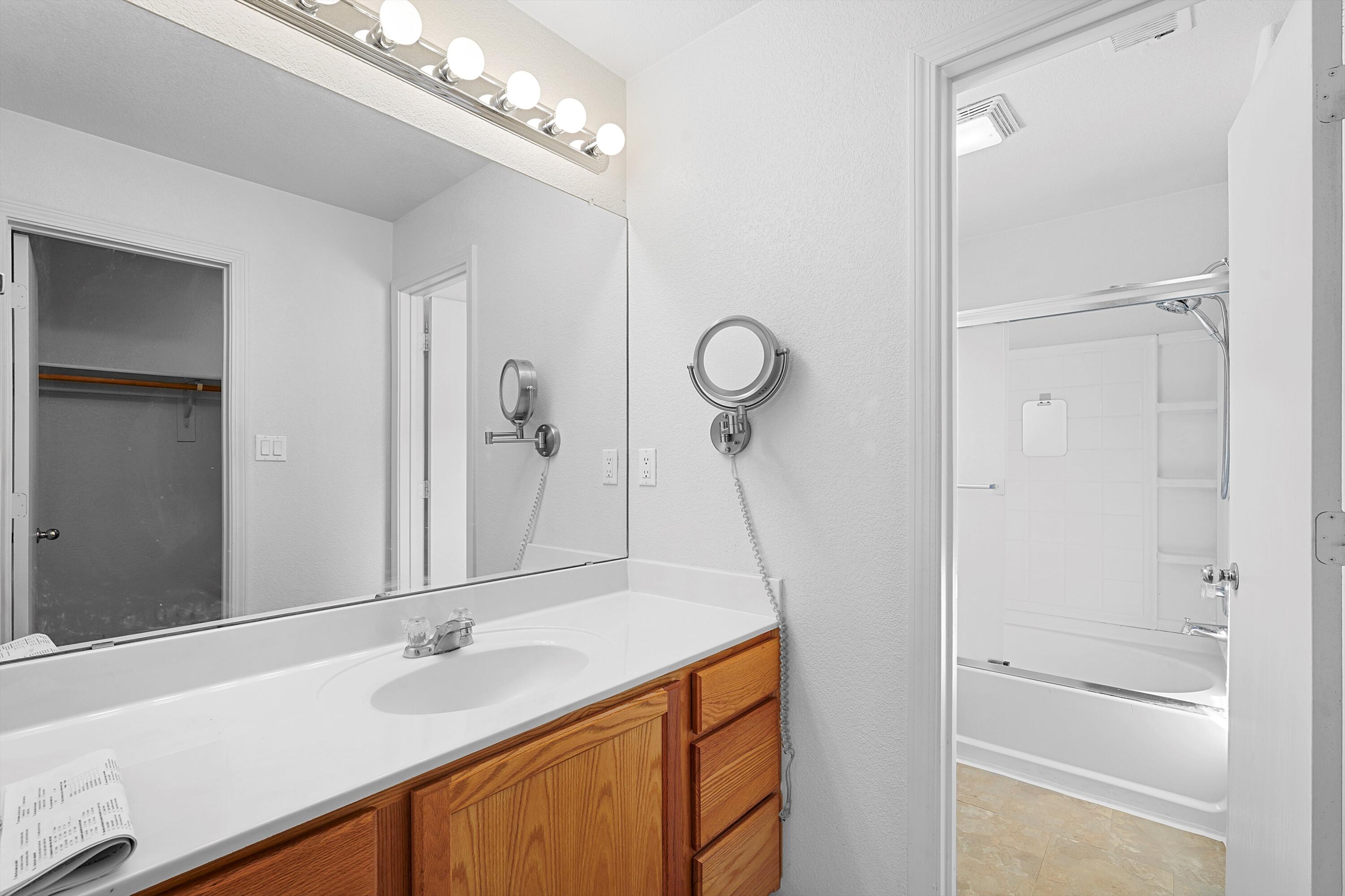 5719 VALLE ALEGRE Road NW