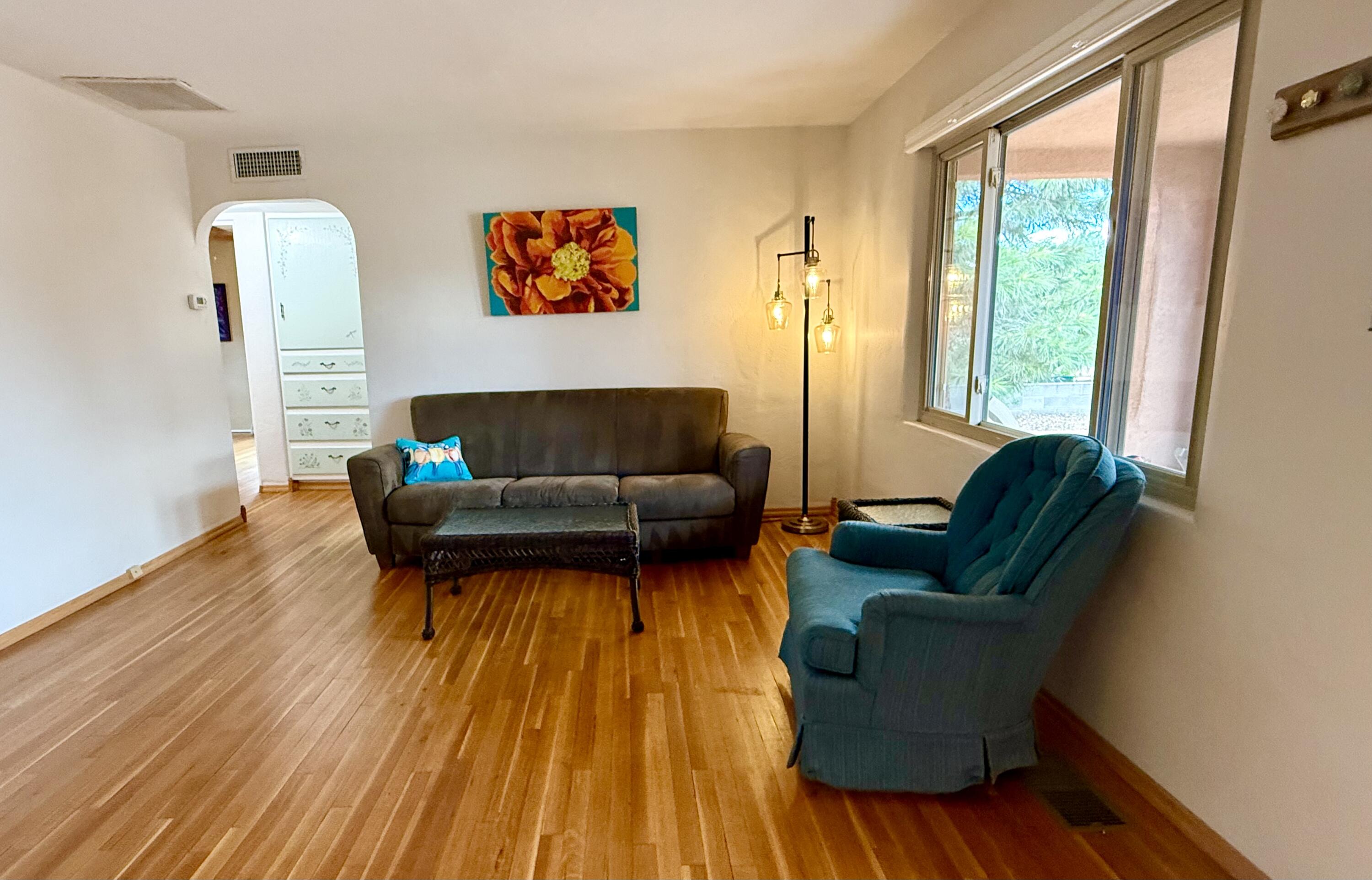 1512 Bryn Mawr Drive NE