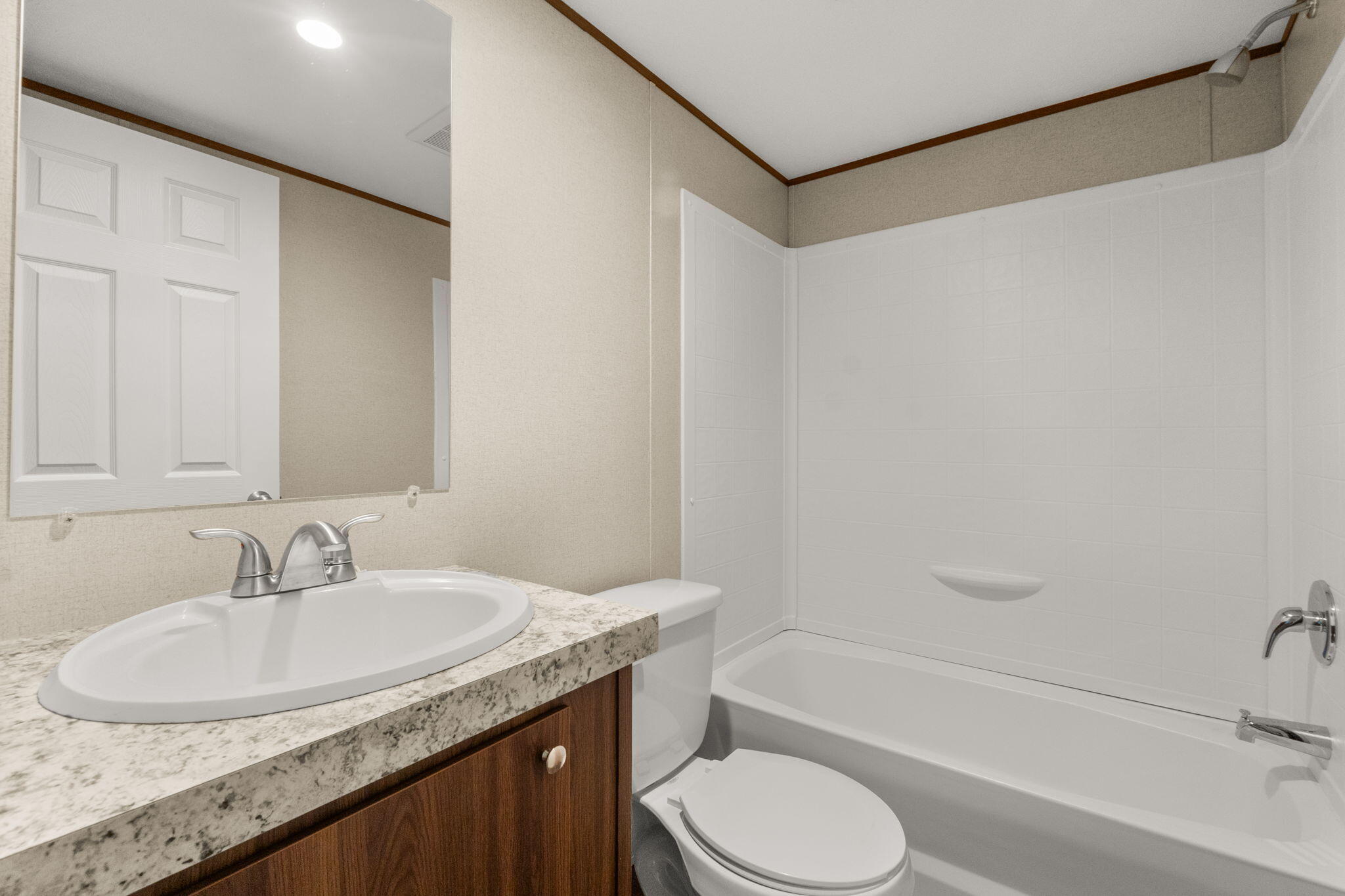 5227 Cerritos Avenue