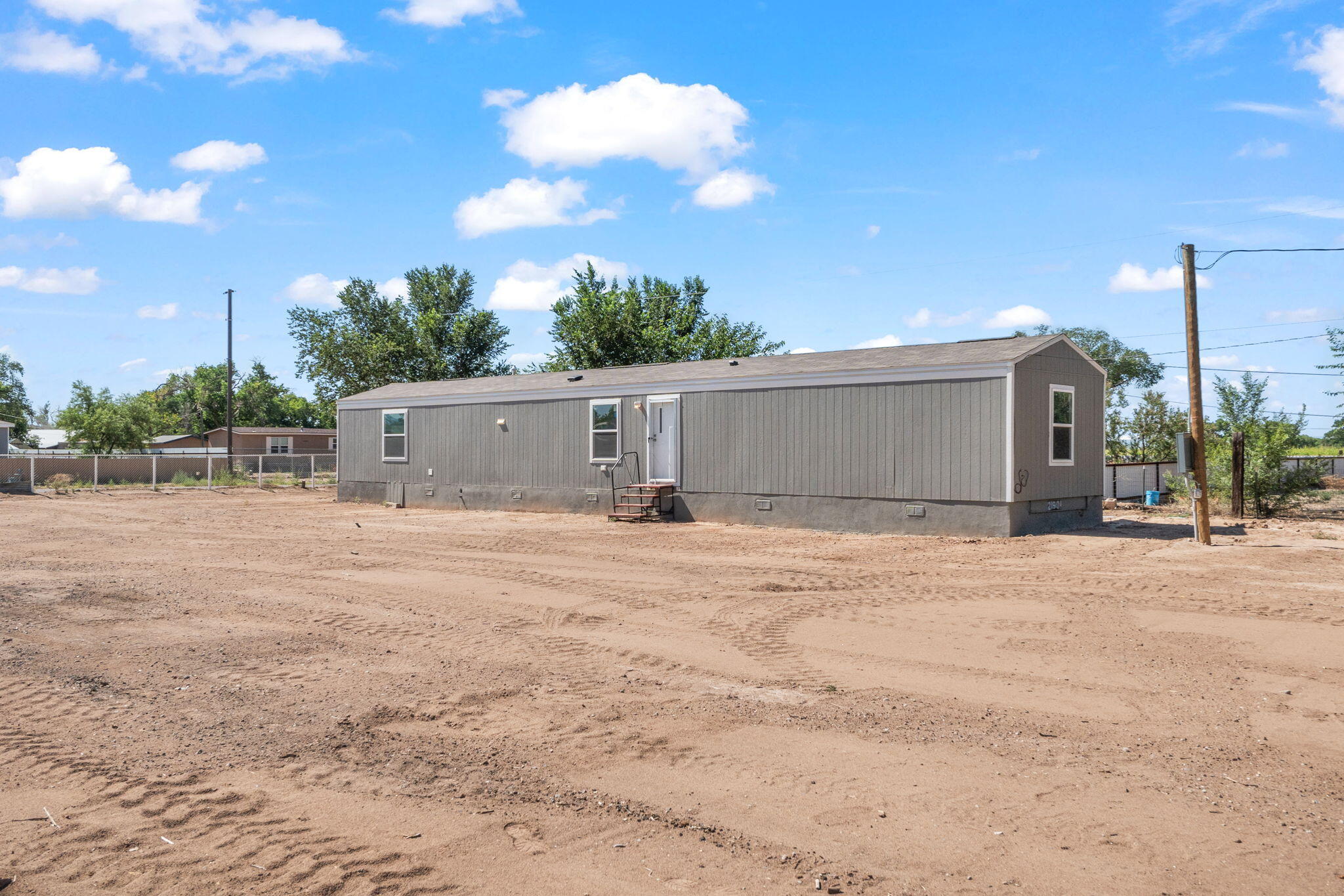 5227 Cerritos Avenue