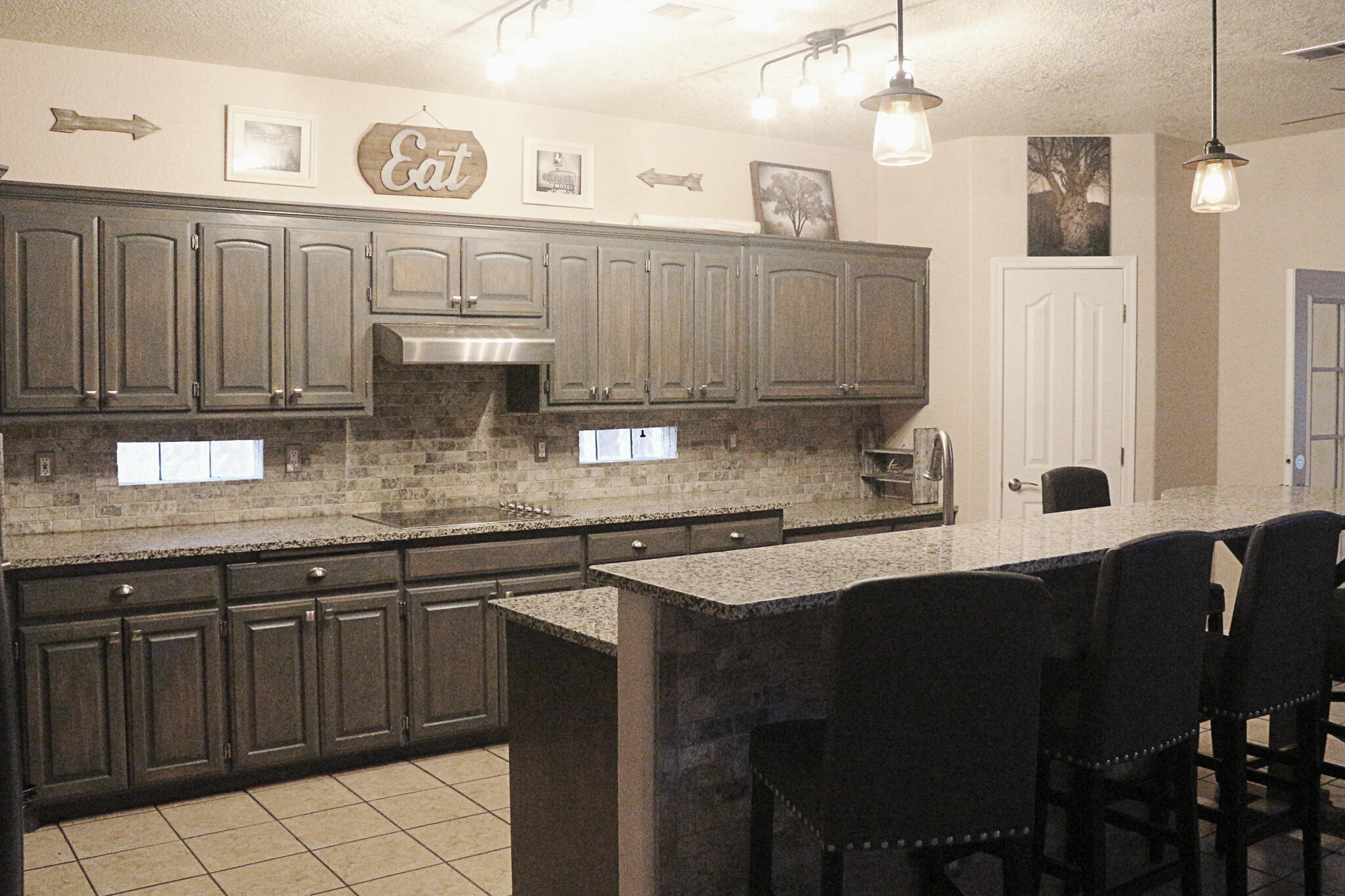 7400 WADI MUSA Drive NE