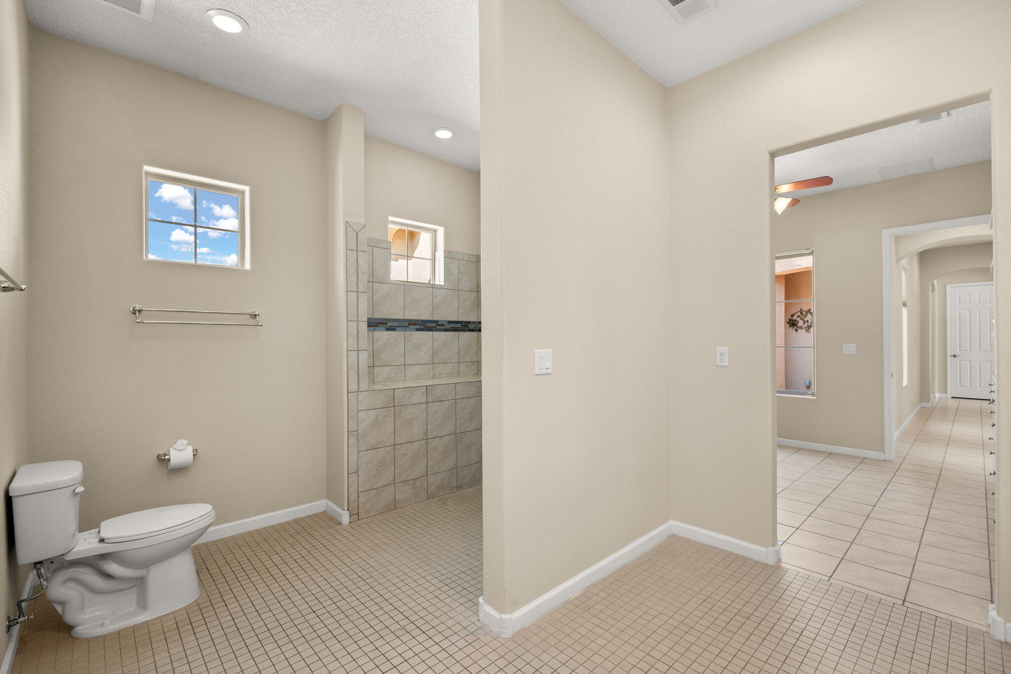 9113 Vista Bosquejo Road NW